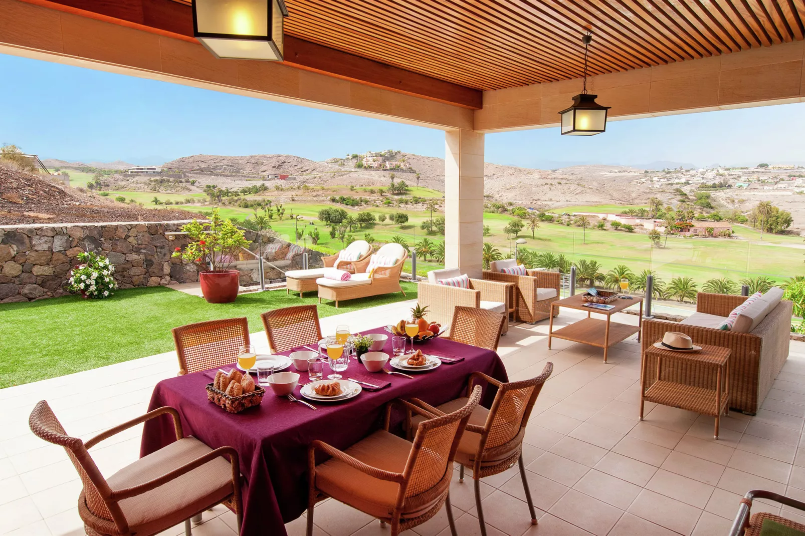 Piedra Amarilla 8 pax-Tuinen zomer