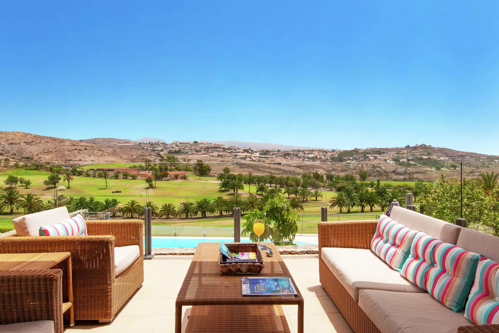 Piedra Amarilla 8 pax-Uitzicht zomer