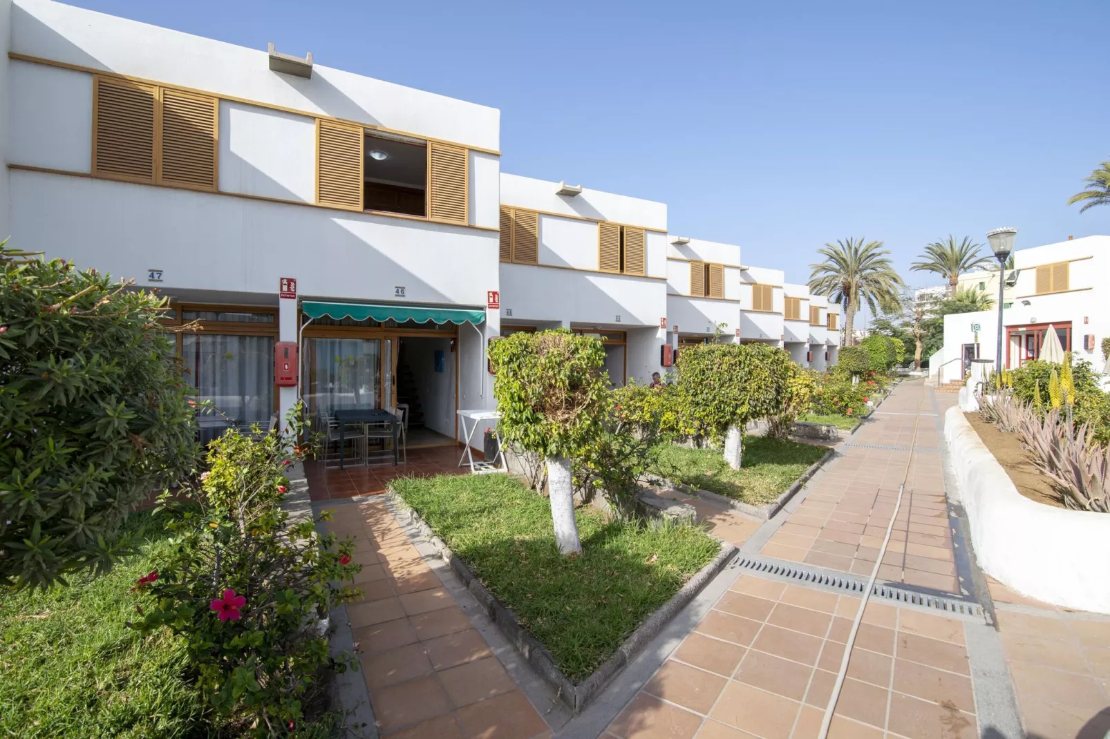 Bungalow Las Brisas-Buitenkant zomer