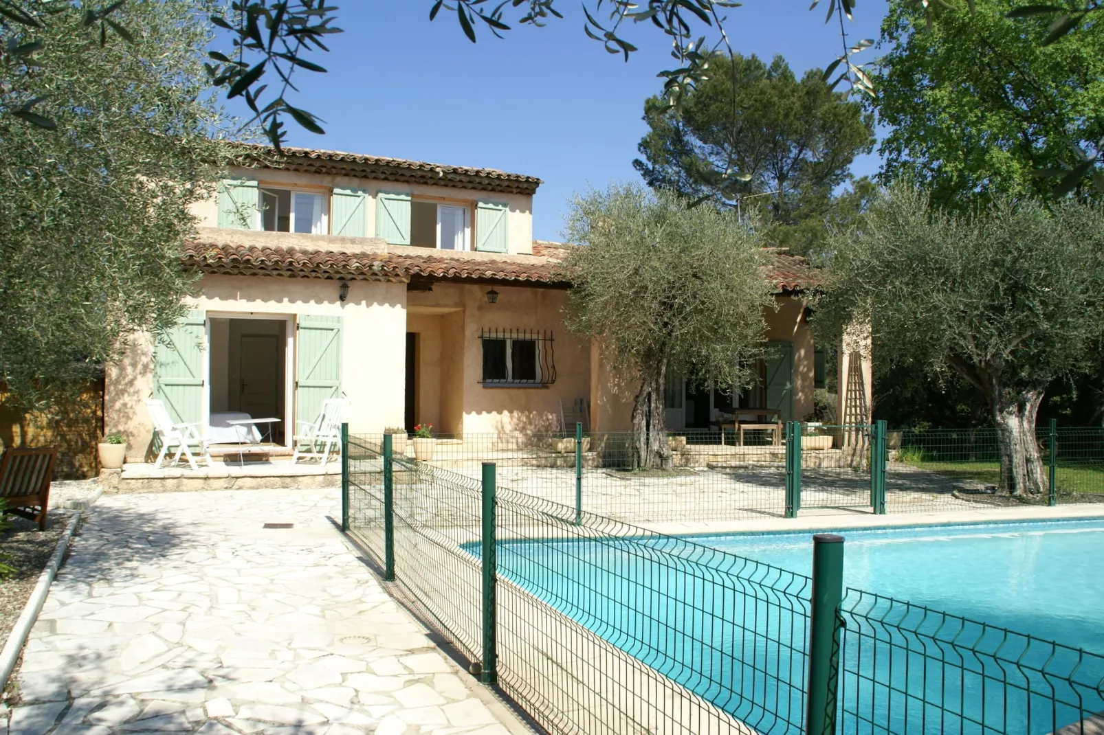 Maison de Campagne Mouans Sartoux-Buitenkant zomer