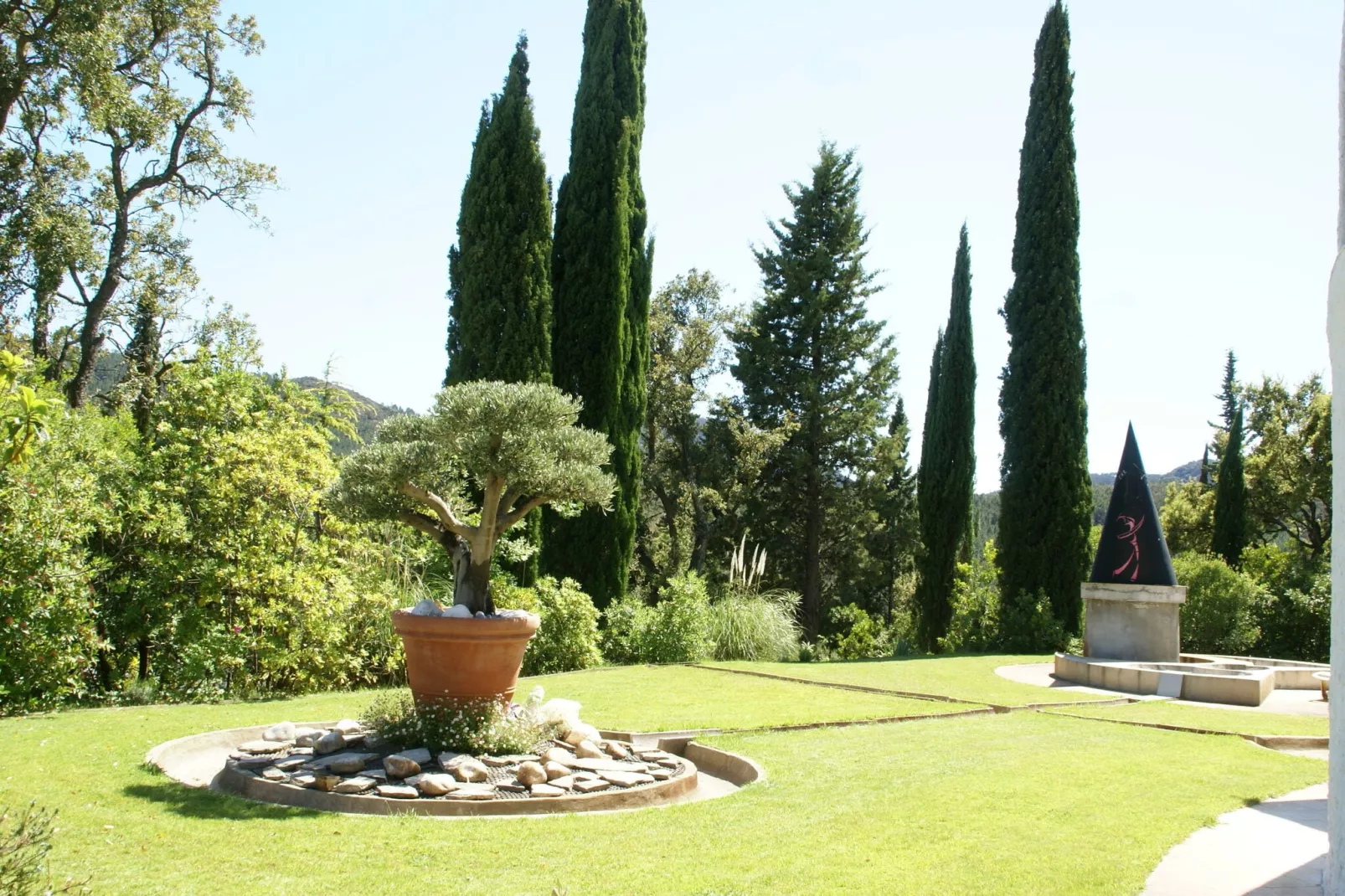 Villa Mandelieu la Napoule-Tuinen zomer