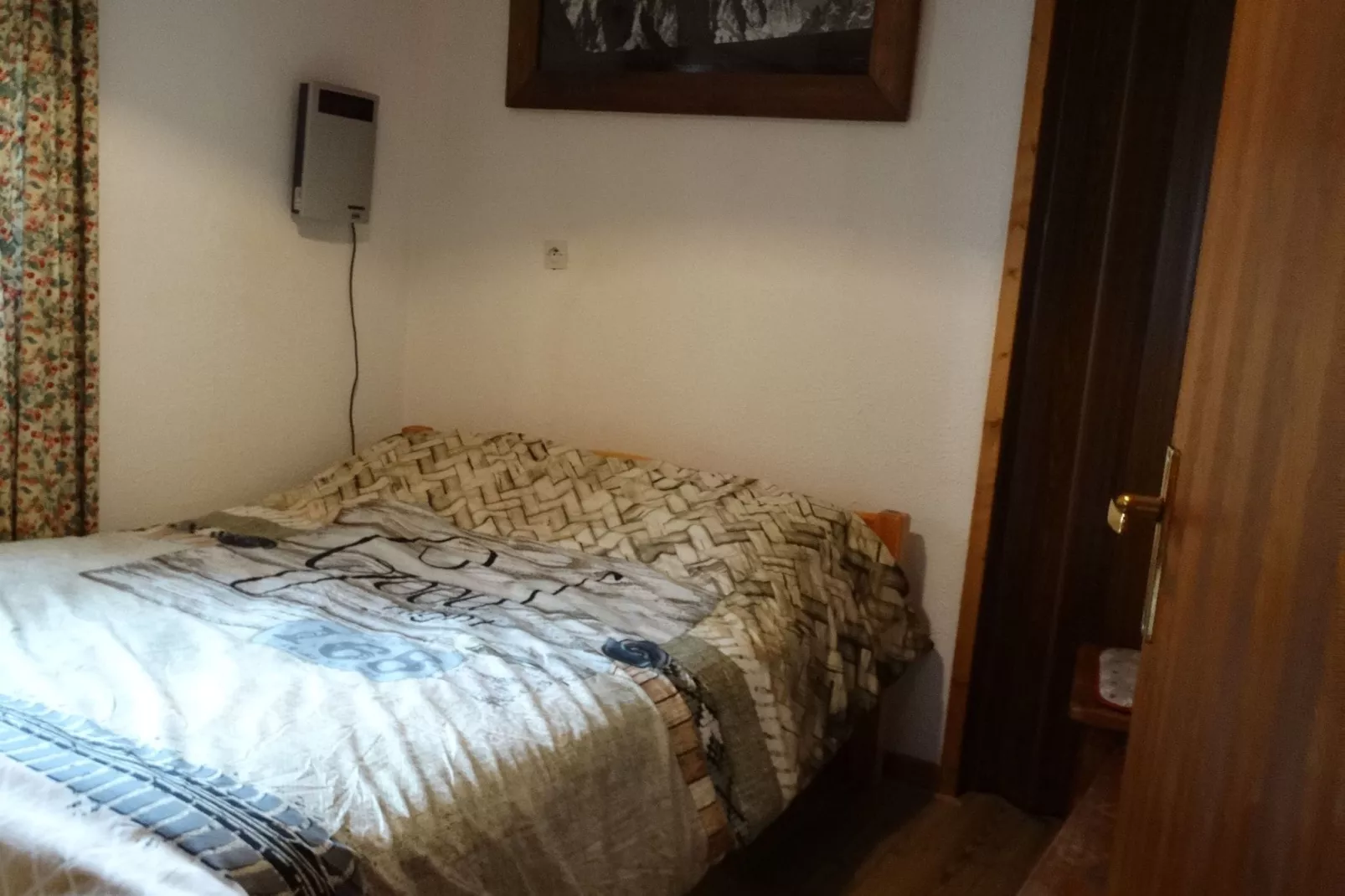 Comfortabel appartement in Servoz vlak bij skigebied-Slaapkamer