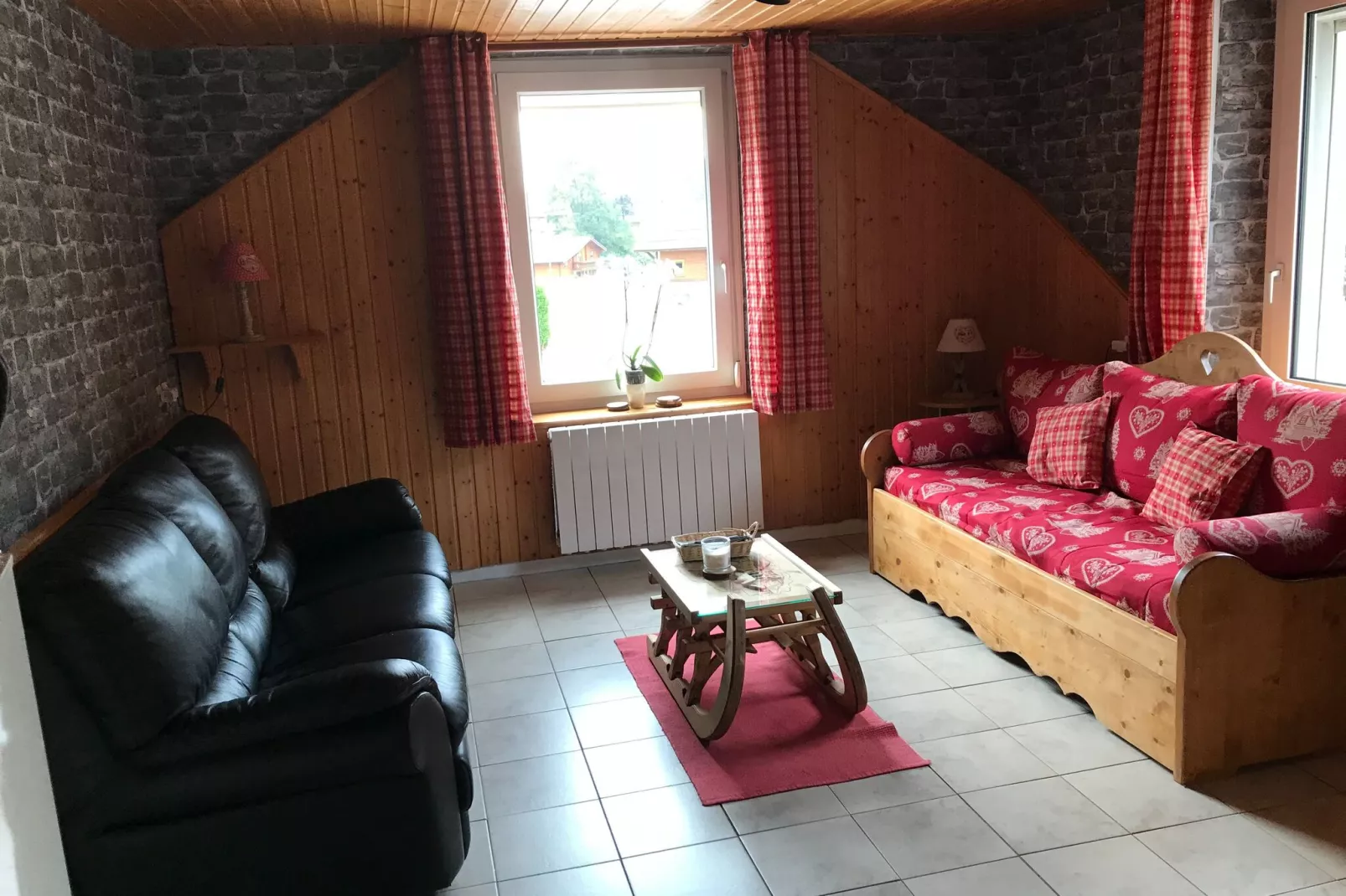 APPARTEMENT VOLVERT - LA GENTIANE-Woonkamer