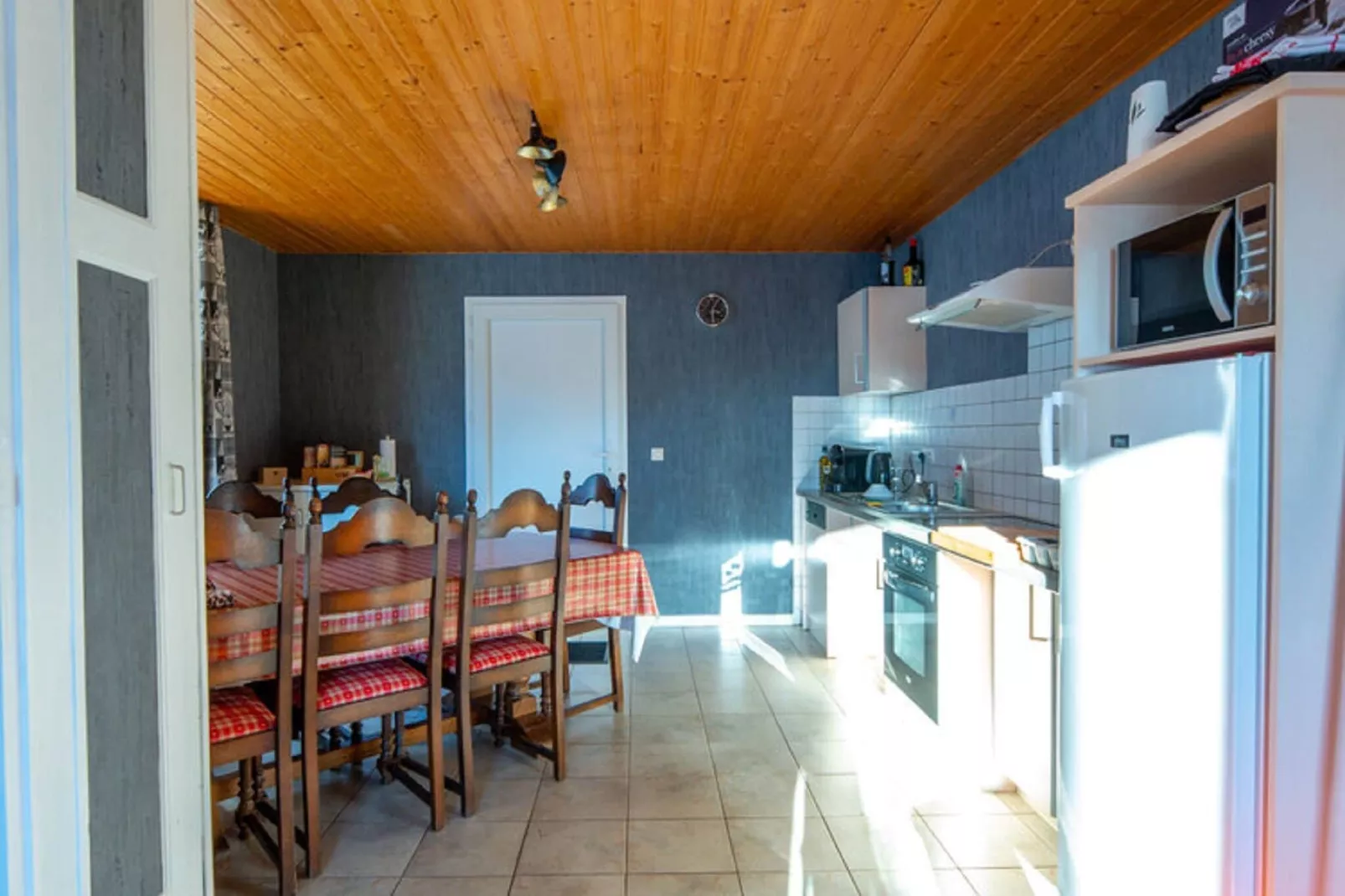 APPARTEMENT VOLVERT - LA GENTIANE-Keuken