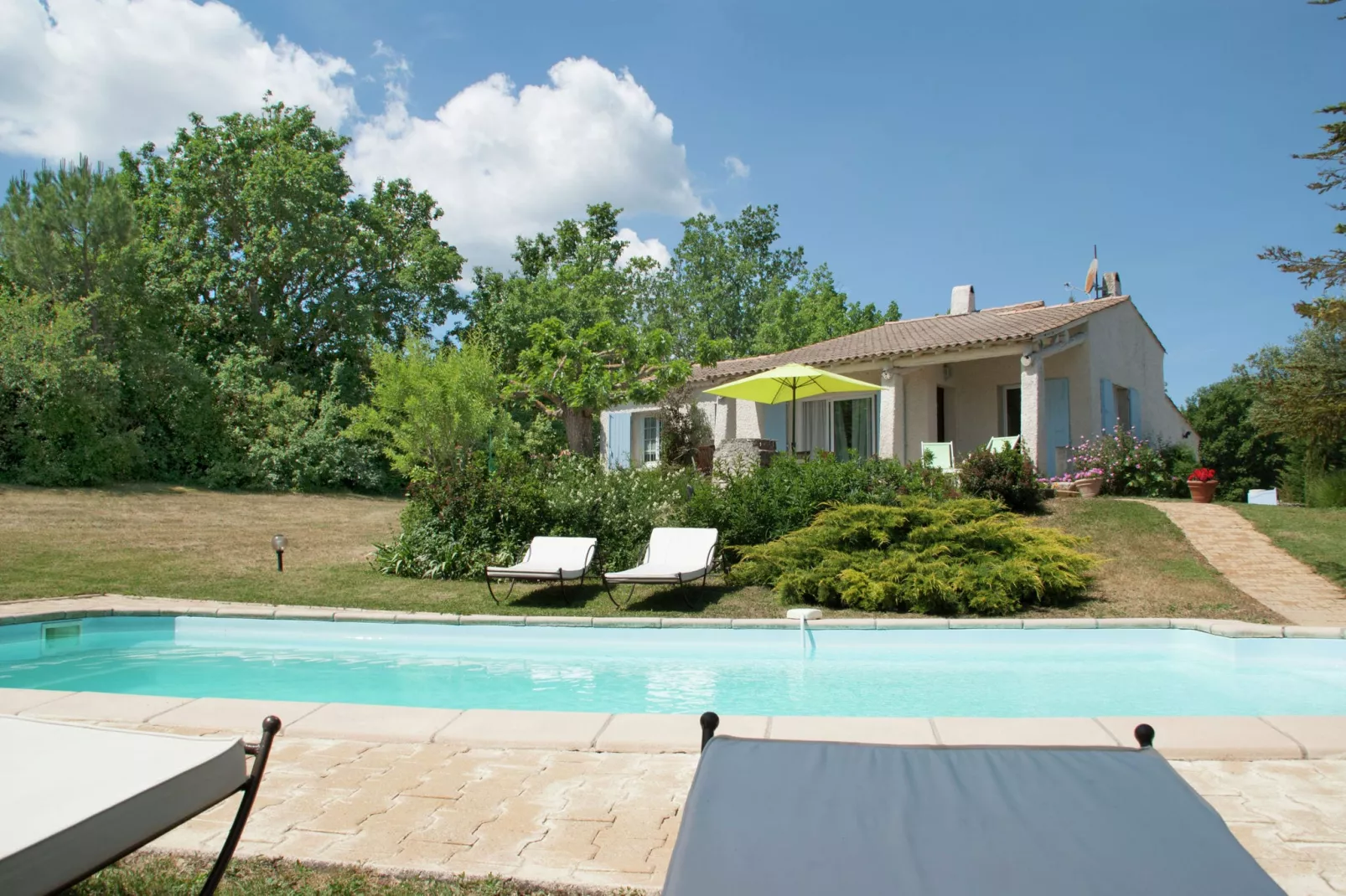 Villa Coda-Buitenkant zomer