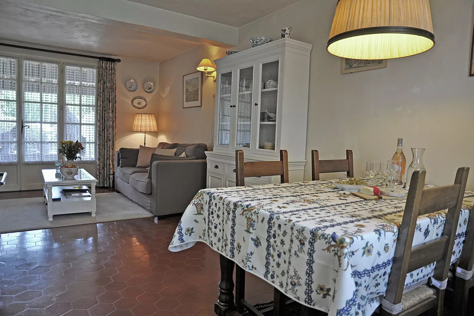 Vakantiehuis Mer et Provence-Eetkamer