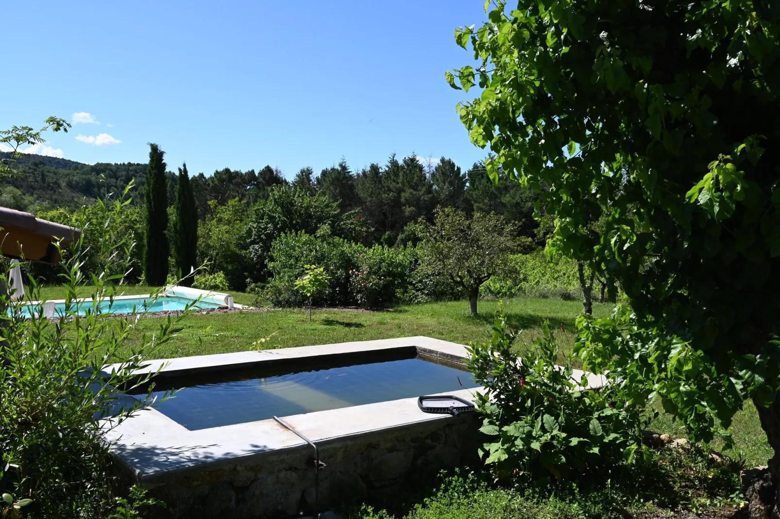 Villa - Largentière-Uitzicht zomer