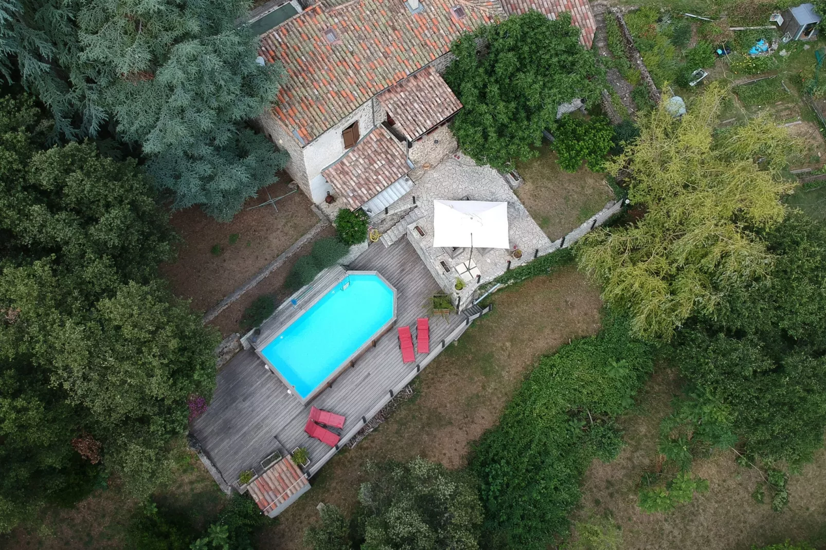 Maison de vacances - Dunière-sur-Eyrieux-Buitenkant zomer