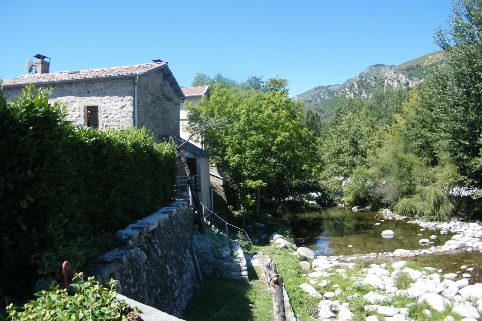 Maison de vacances - LA SOUCHE-Buitenkant zomer