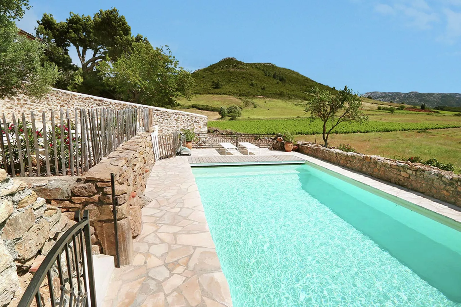 Gîte de luxe dans les vignes 1-Zwembad