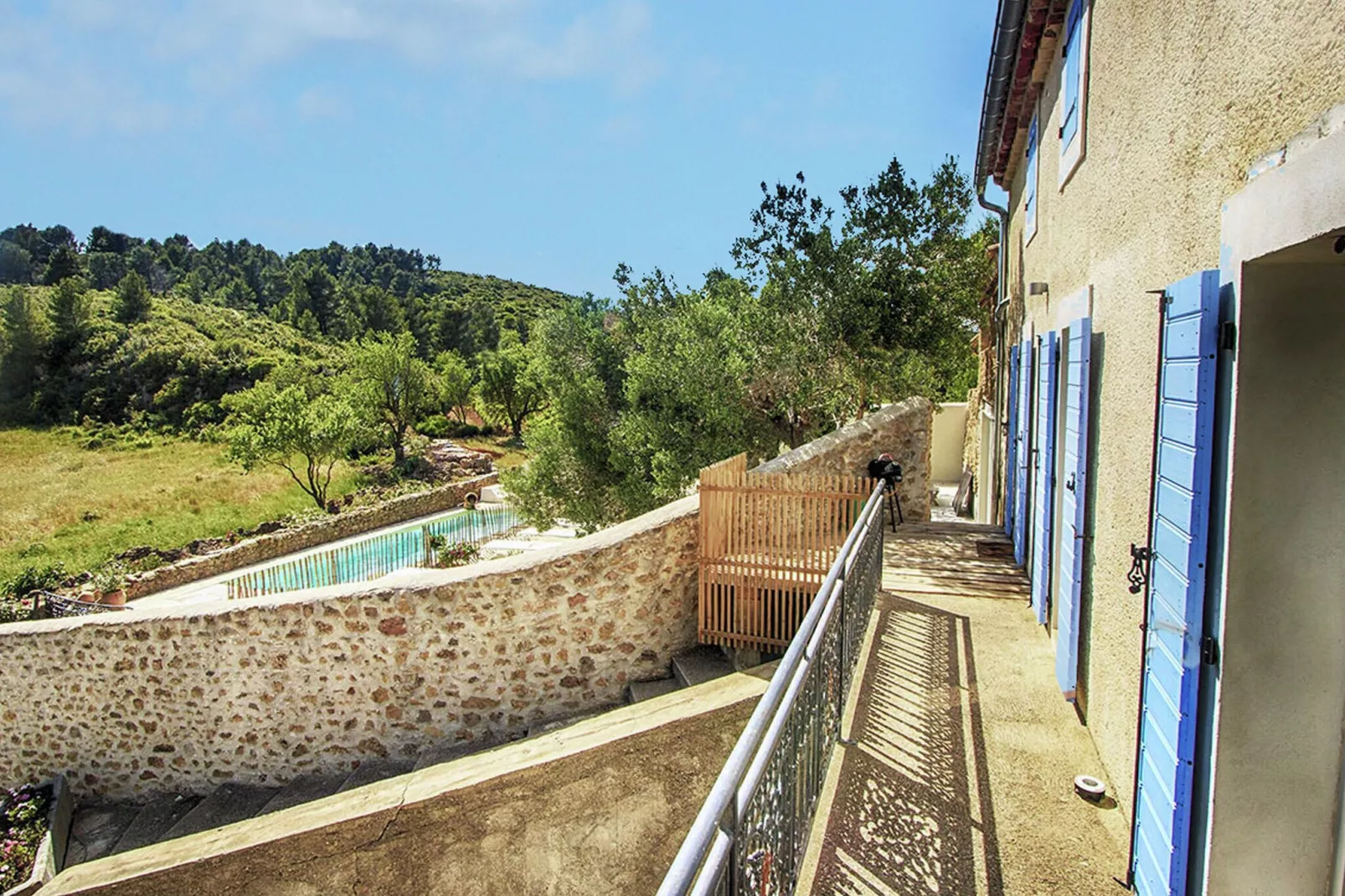 Gîte de luxe dans les vignes 2-Uitzicht zomer