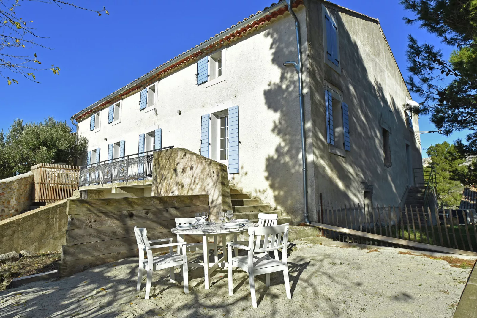 Gîte de luxe dans les vignes 2-Terrasbalkon