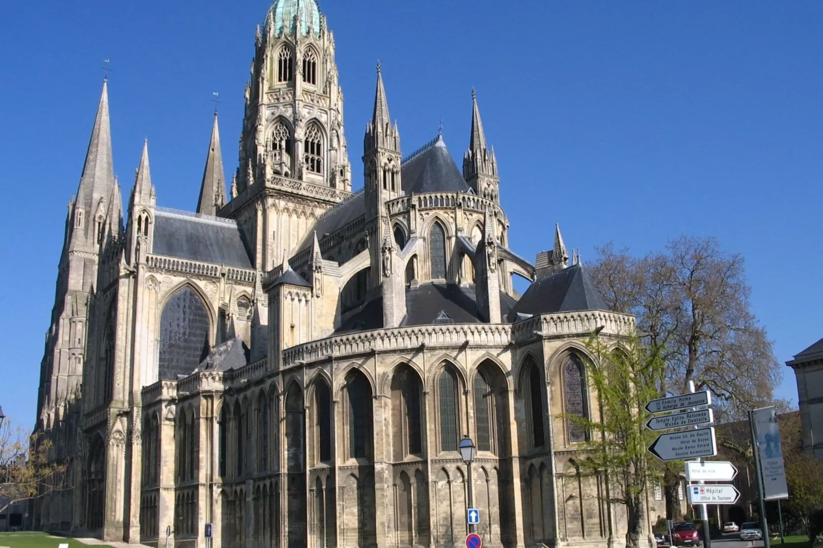 Le Parvis de la Cathédrale II-Gebieden zomer 20km