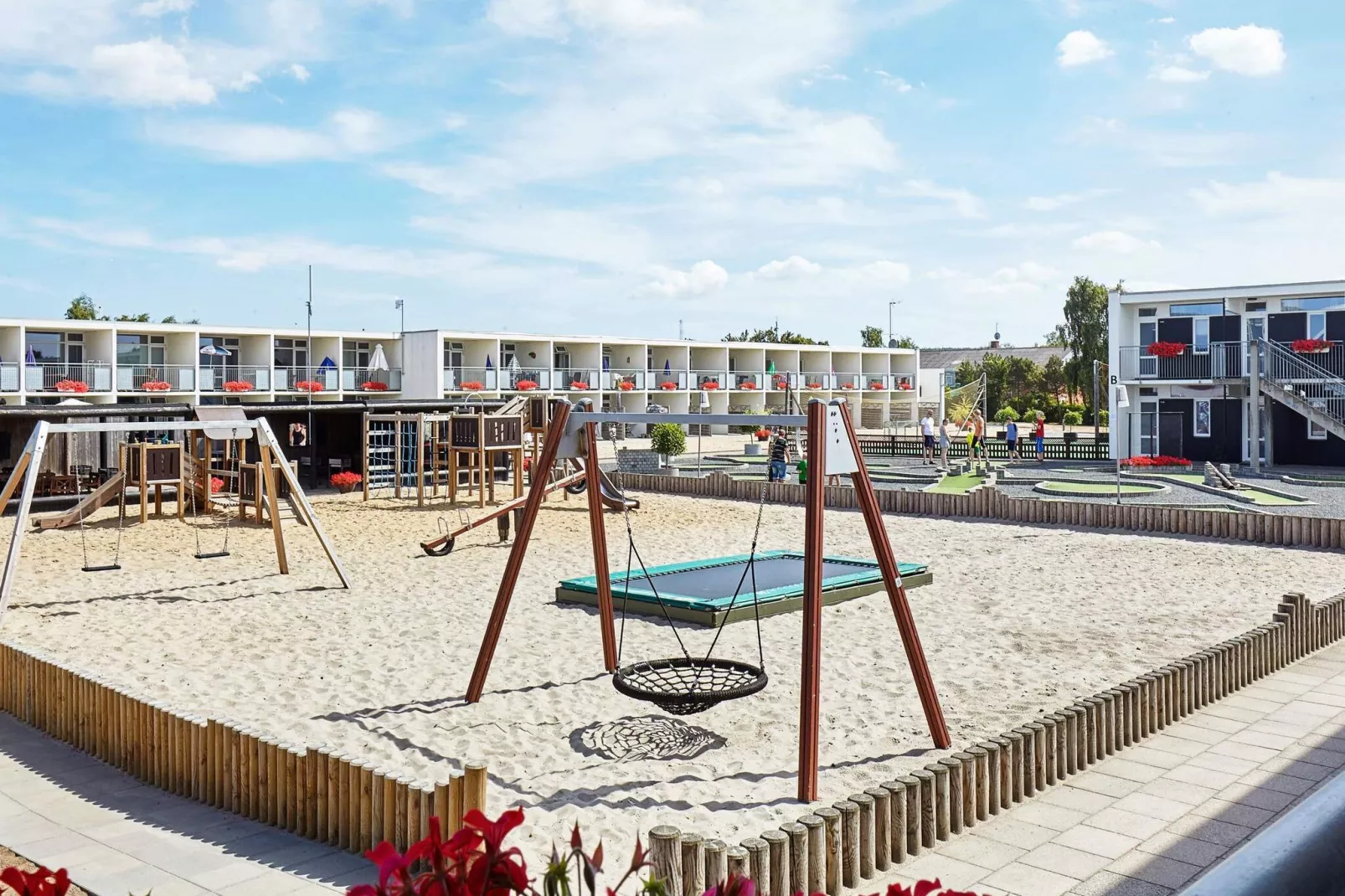 8 persoons vakantie huis op een vakantie park in Glesborg-Buitenlucht