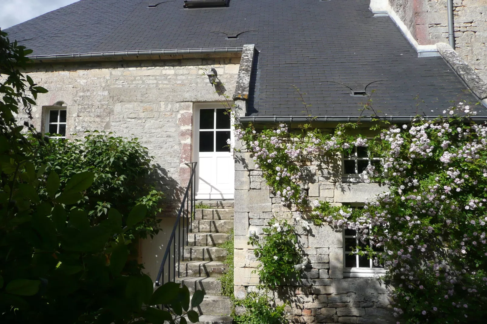 La Grange du Château 2 pers-Buitenkant zomer