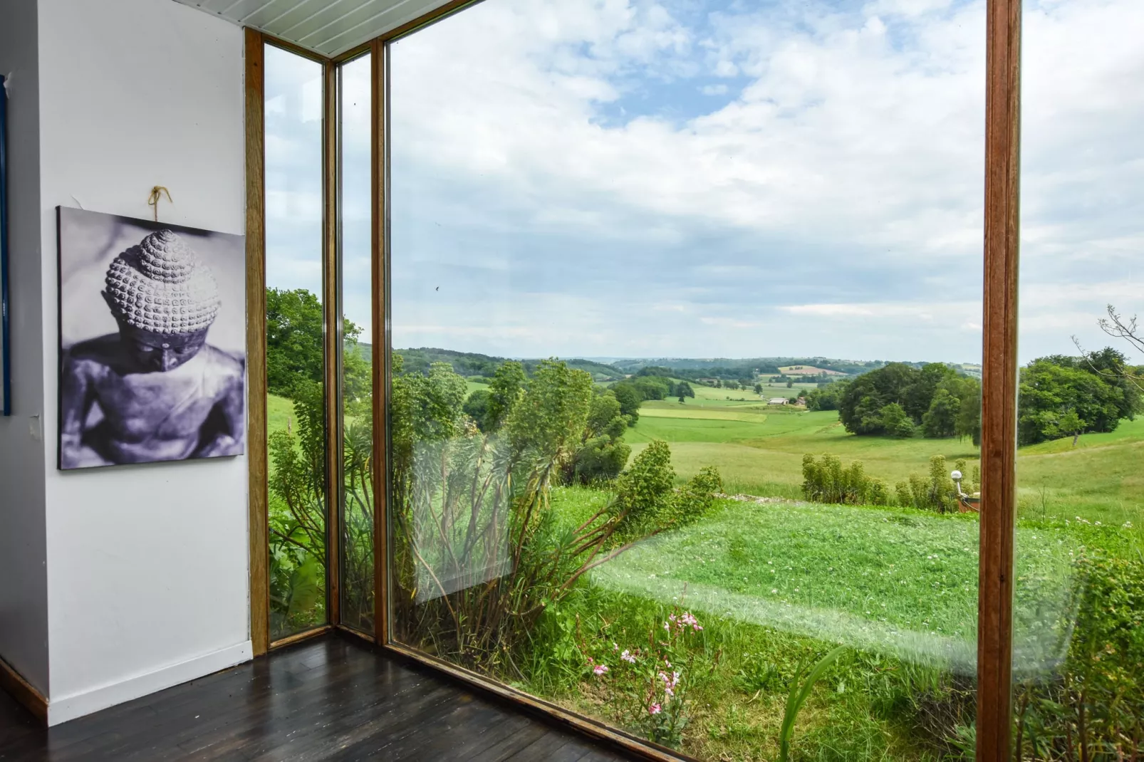 Maison auvergnate avec jacuzzi et sauna-Uitzicht zomer