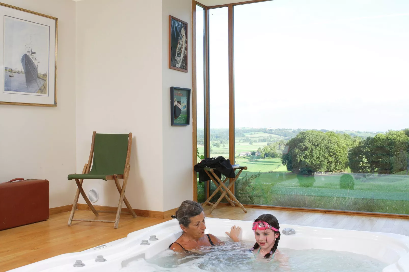 Maison auvergnate avec jacuzzi et sauna-Wellness