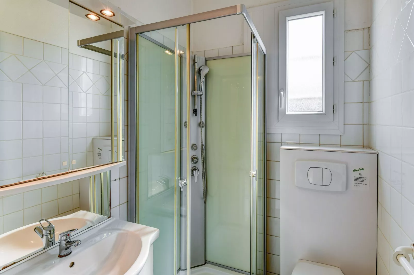 Chêne 1 2pax Double bed - Badkamer