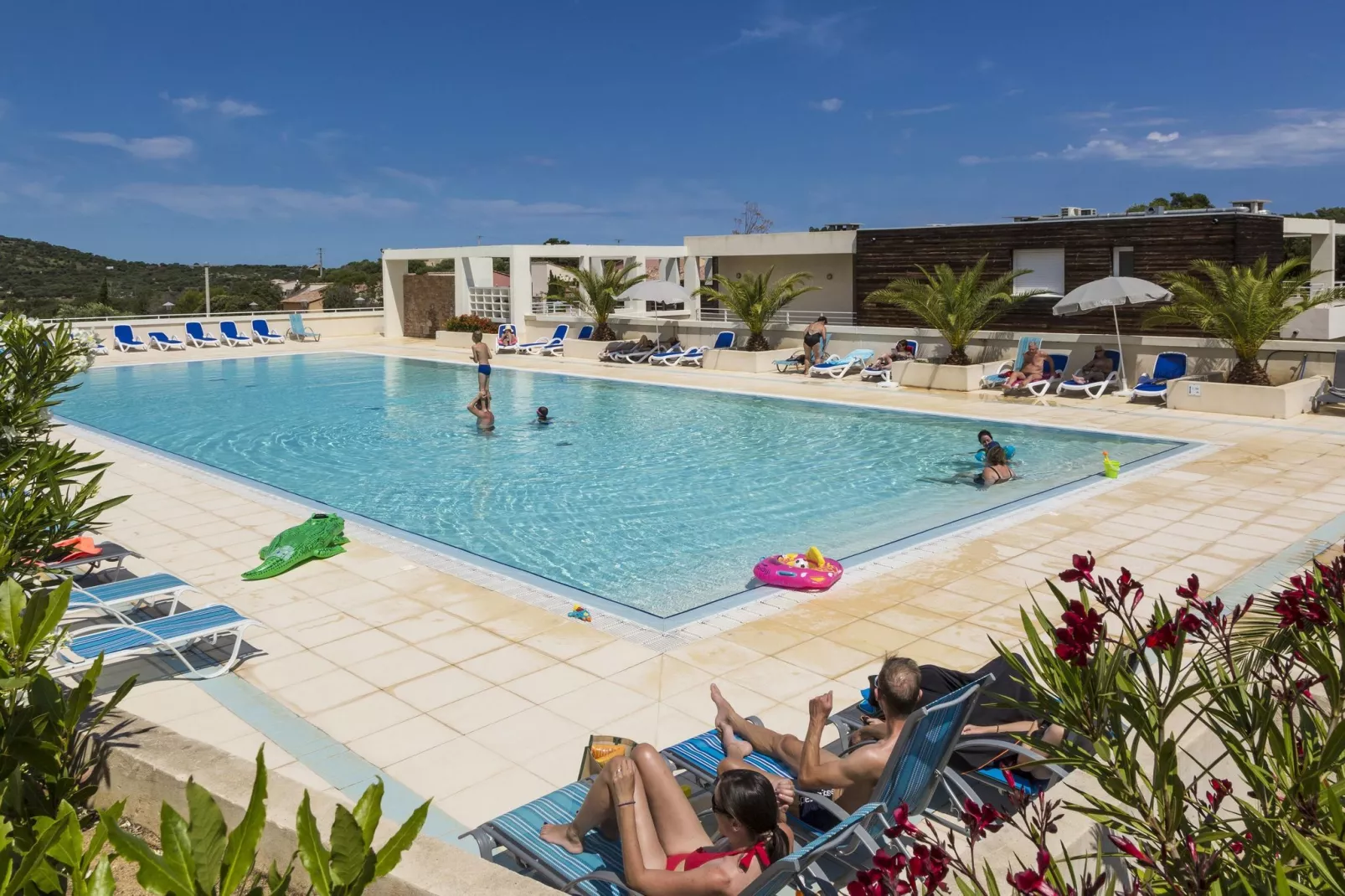 Résidence-Club les Villas Bel Godère 1-Zwembad