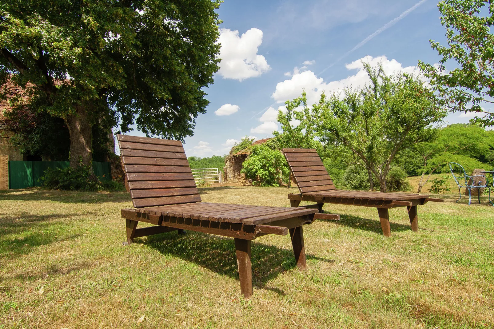 Gîte du Bousquet-Tuinen zomer