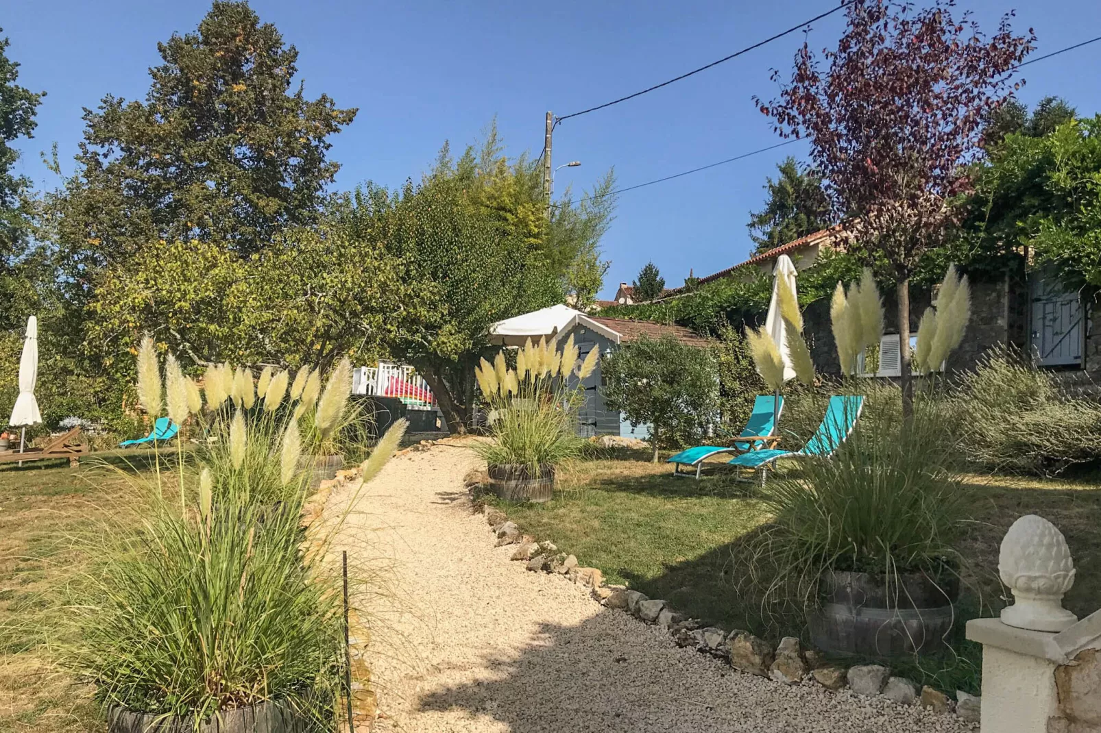 Maison Vue en Ciel-Tuinen zomer