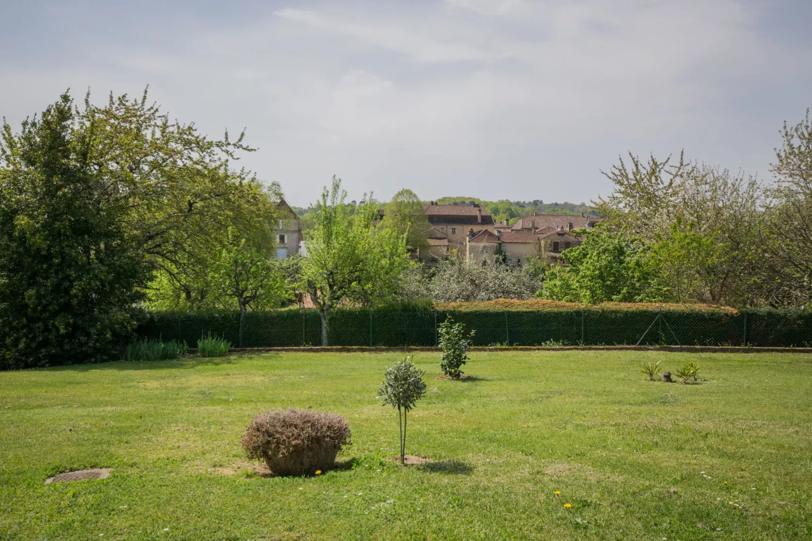 Gite Villefranche-Uitzicht zomer