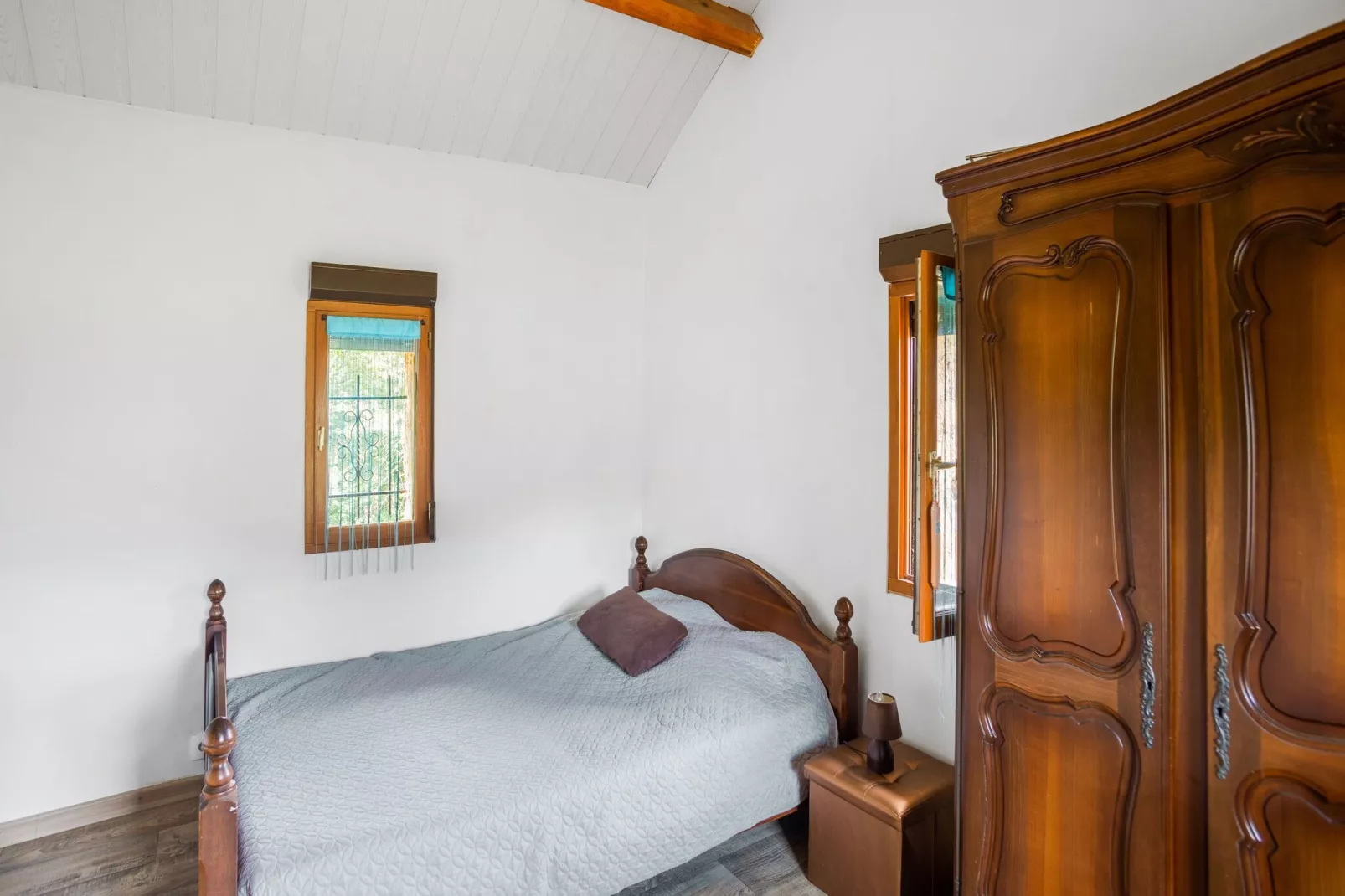 Vakantiehuis met zwembad bij Monpazier-Slaapkamer