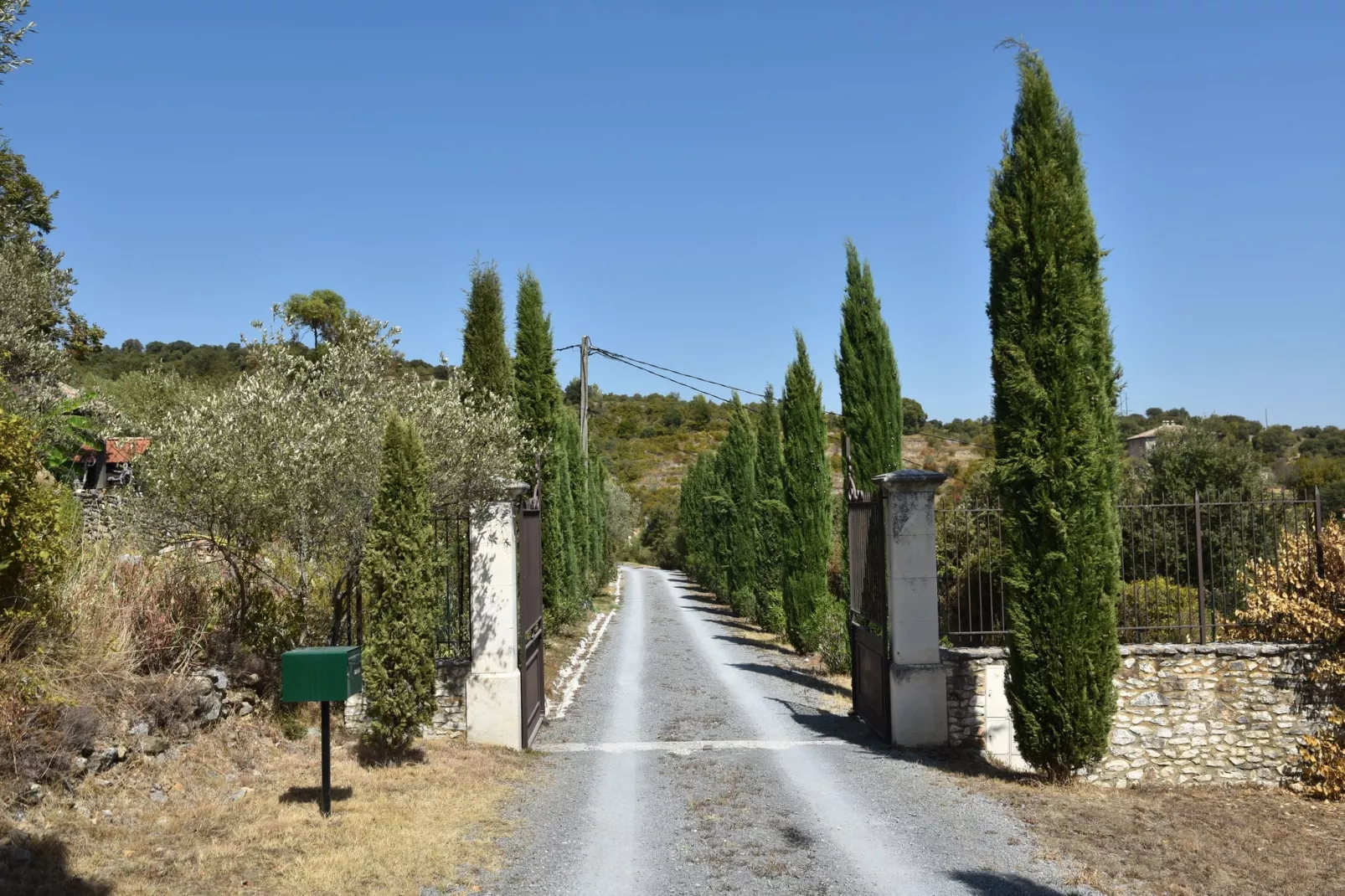 Villa des 4 vents A  for 10 adults and 2 children - Tuinen zomer