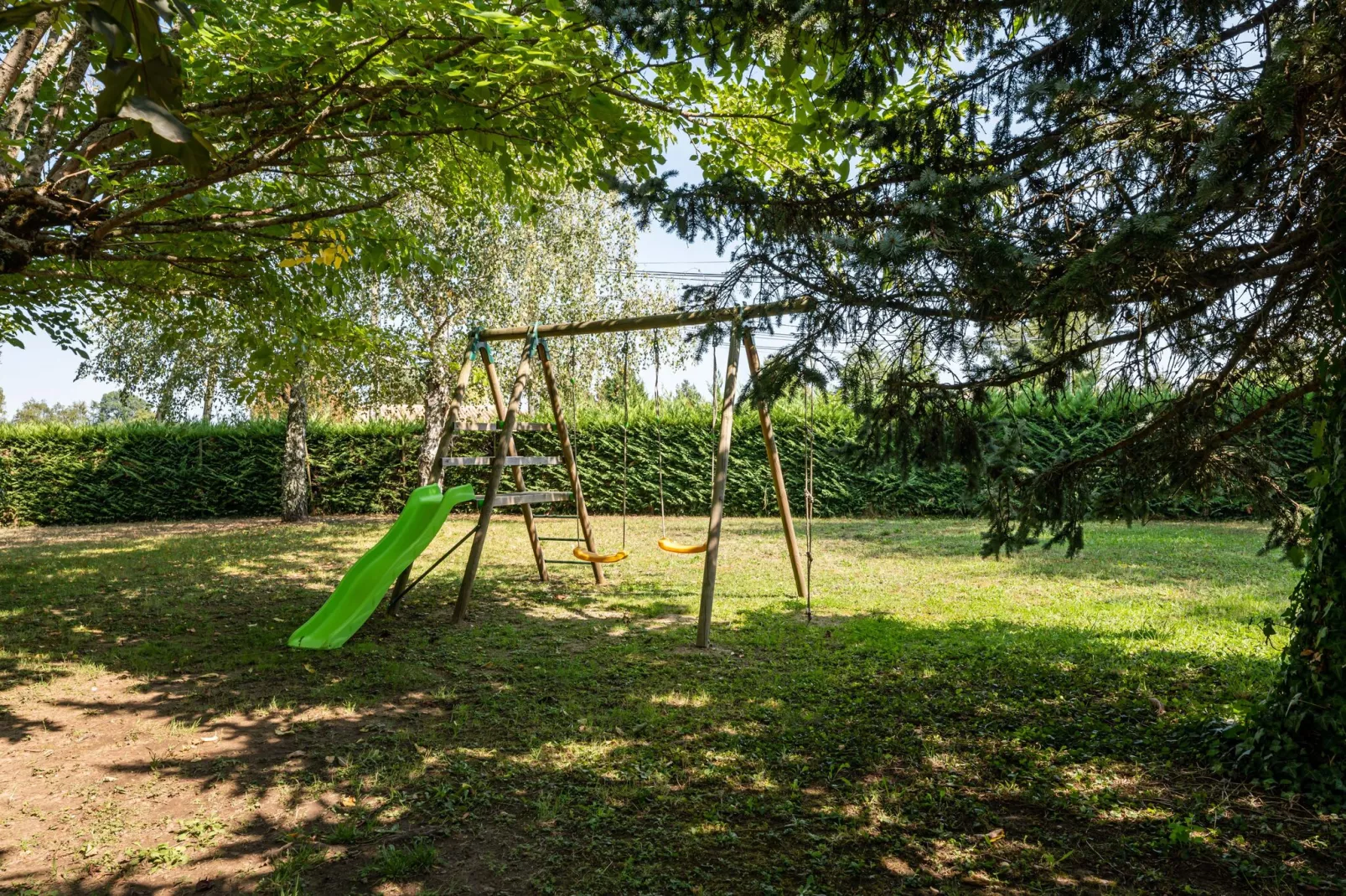 Villa Pineuilh près de Dordogne-Tuinen zomer