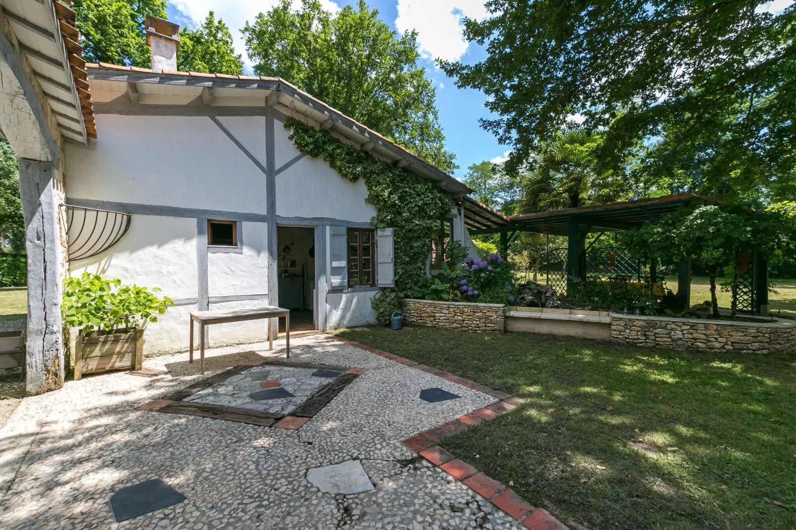 Maison landaise à 30min des plages-Buitenkant zomer