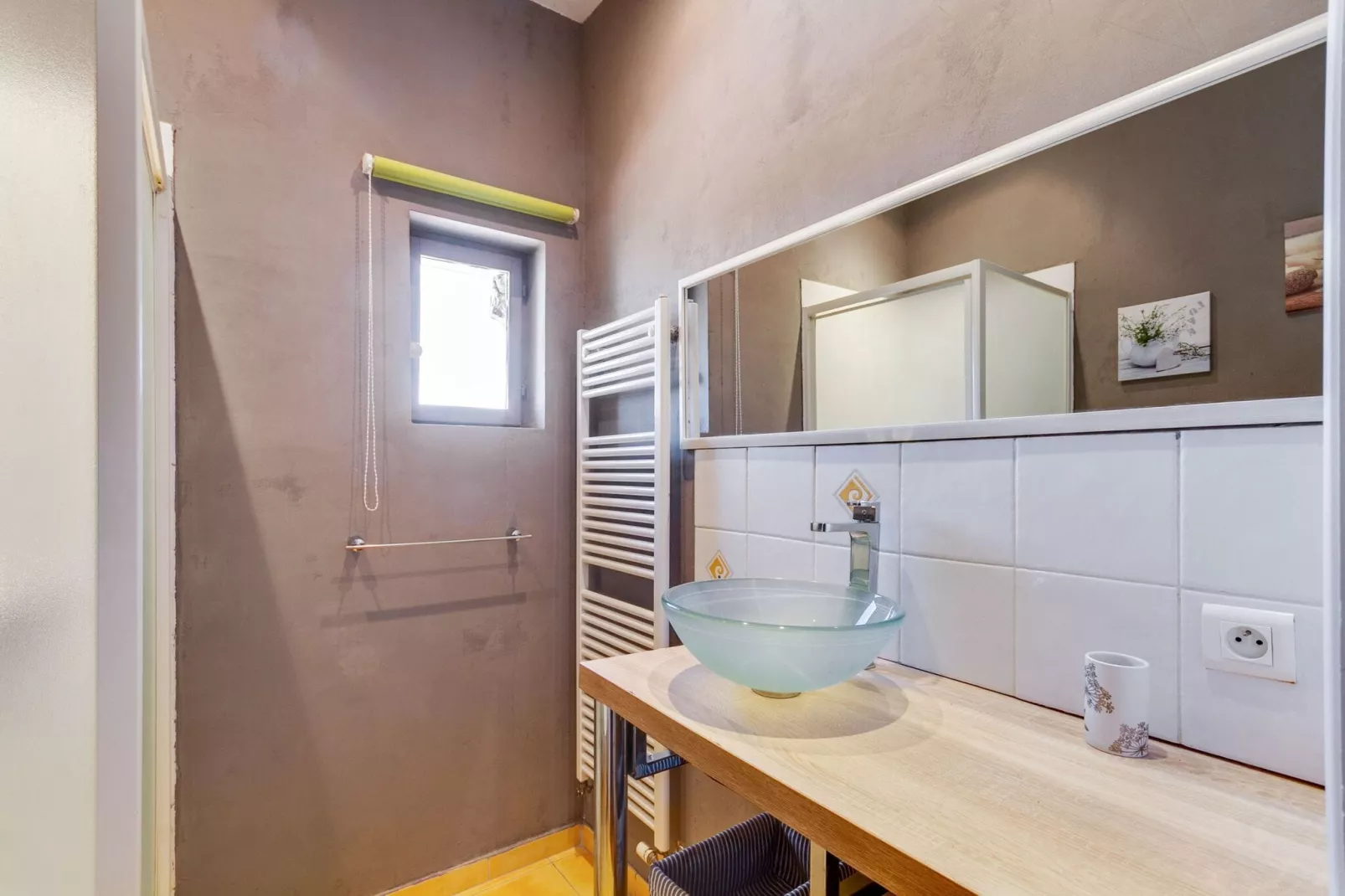 MAISON BUFFET - Badkamer