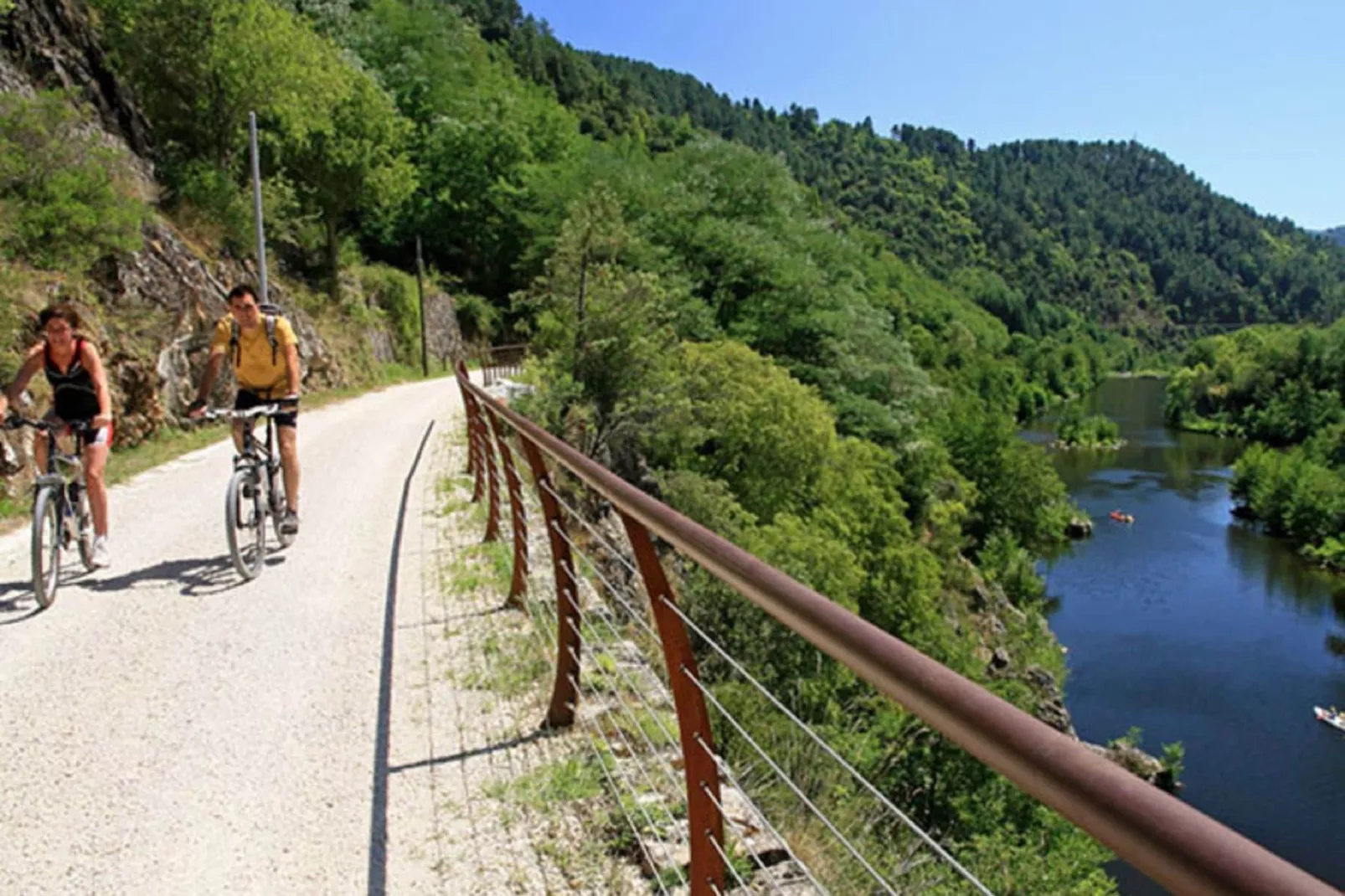 Gite -   SAUVAIN-Gebieden zomer 20km