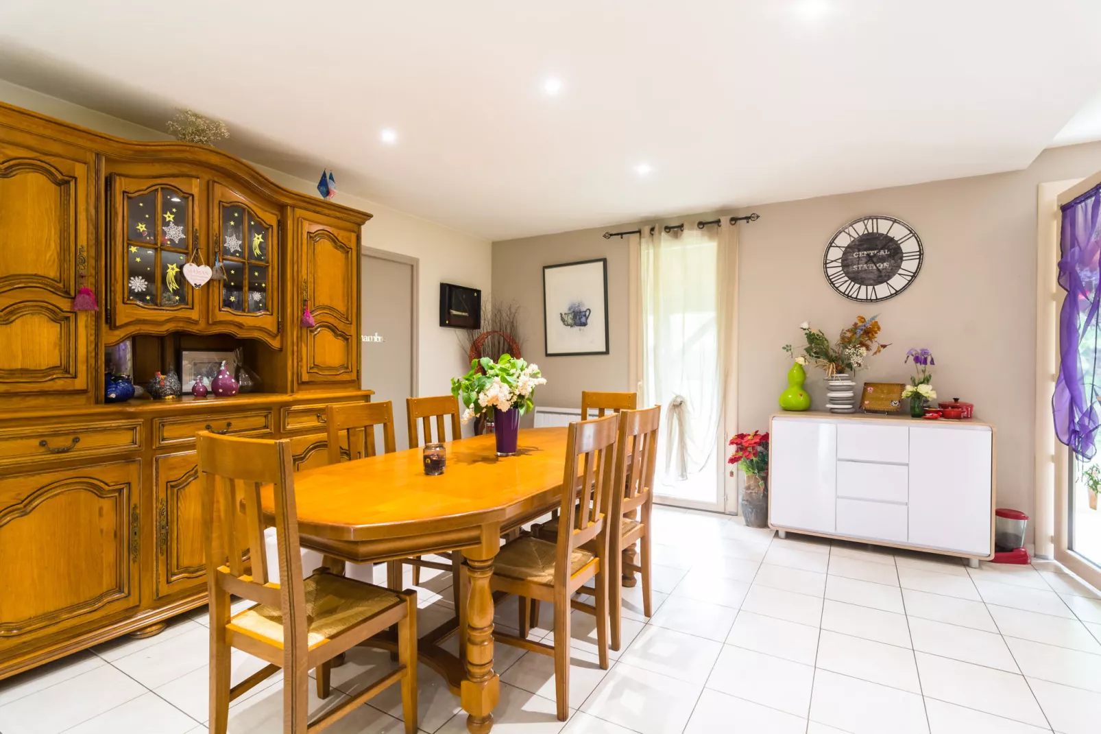 Maison de vacances Espere - Eetkamer