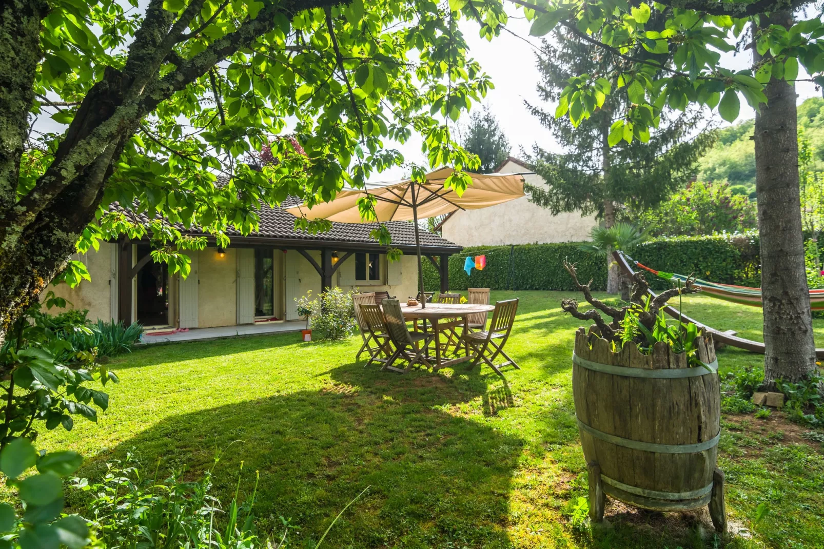 Maison de vacances Espere - Tuinen zomer
