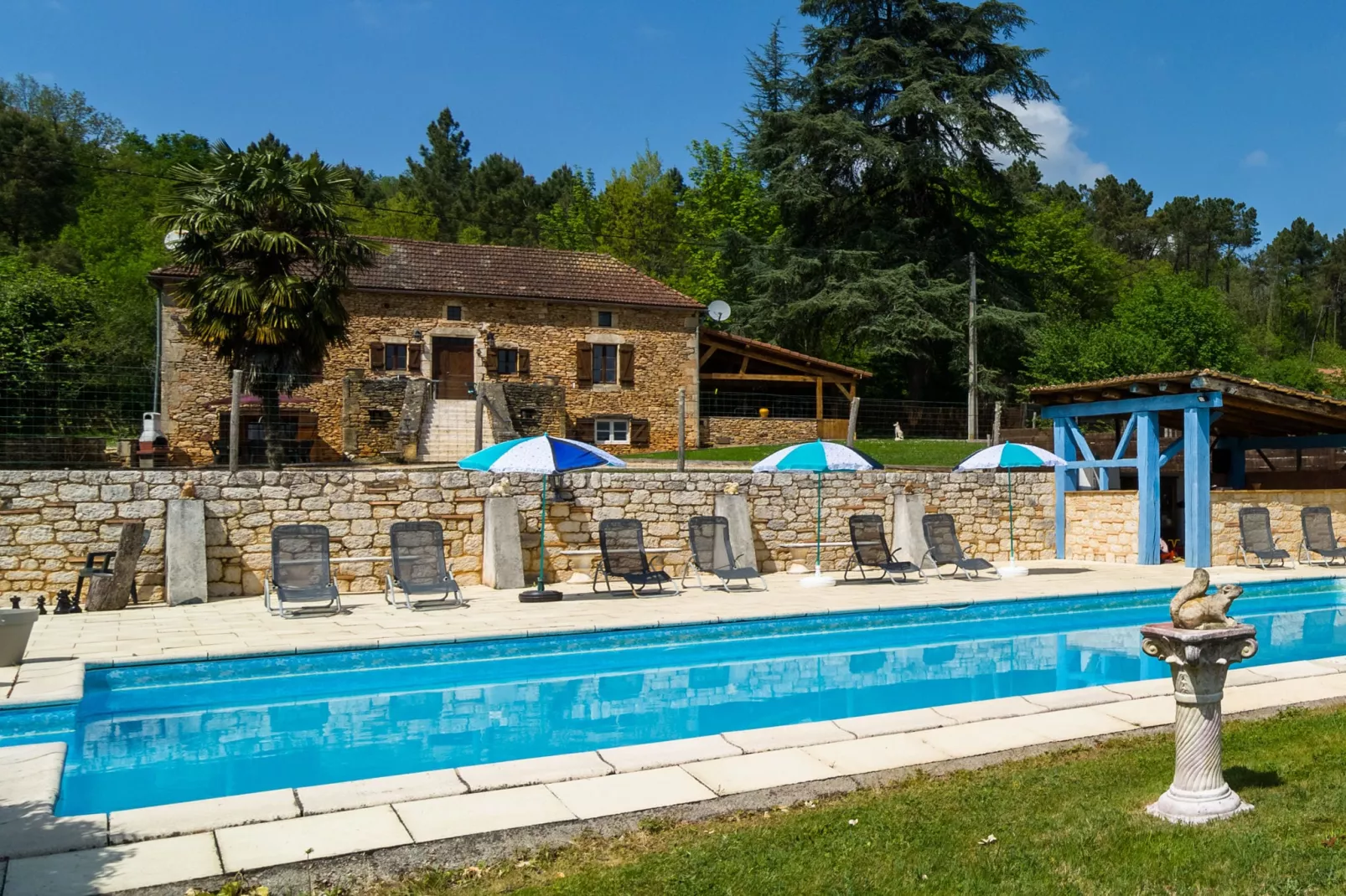 Maison de vacances Blanquefort Sur Briolance 12 pers