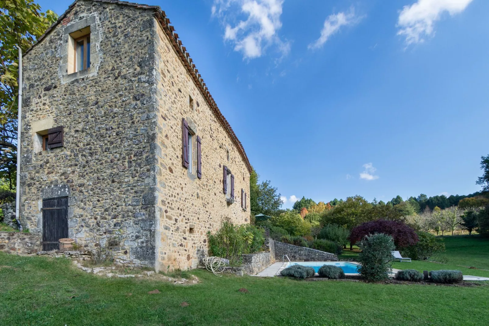 Maison en plein campagne