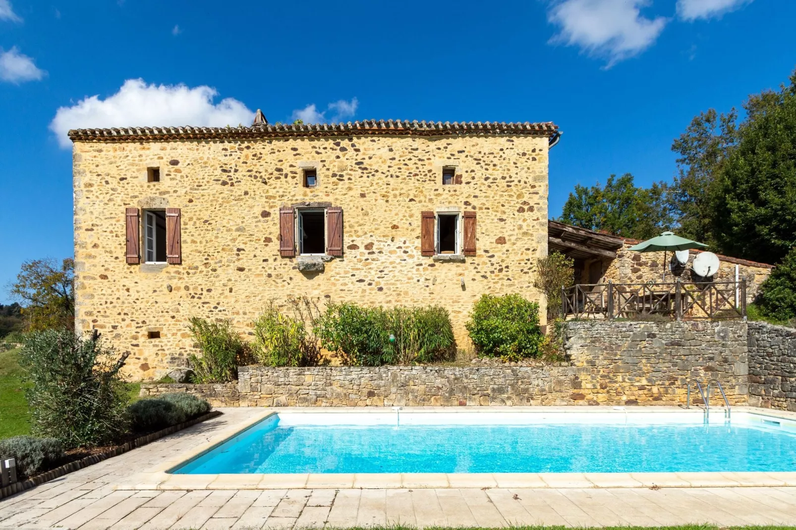 Maison en plein campagne