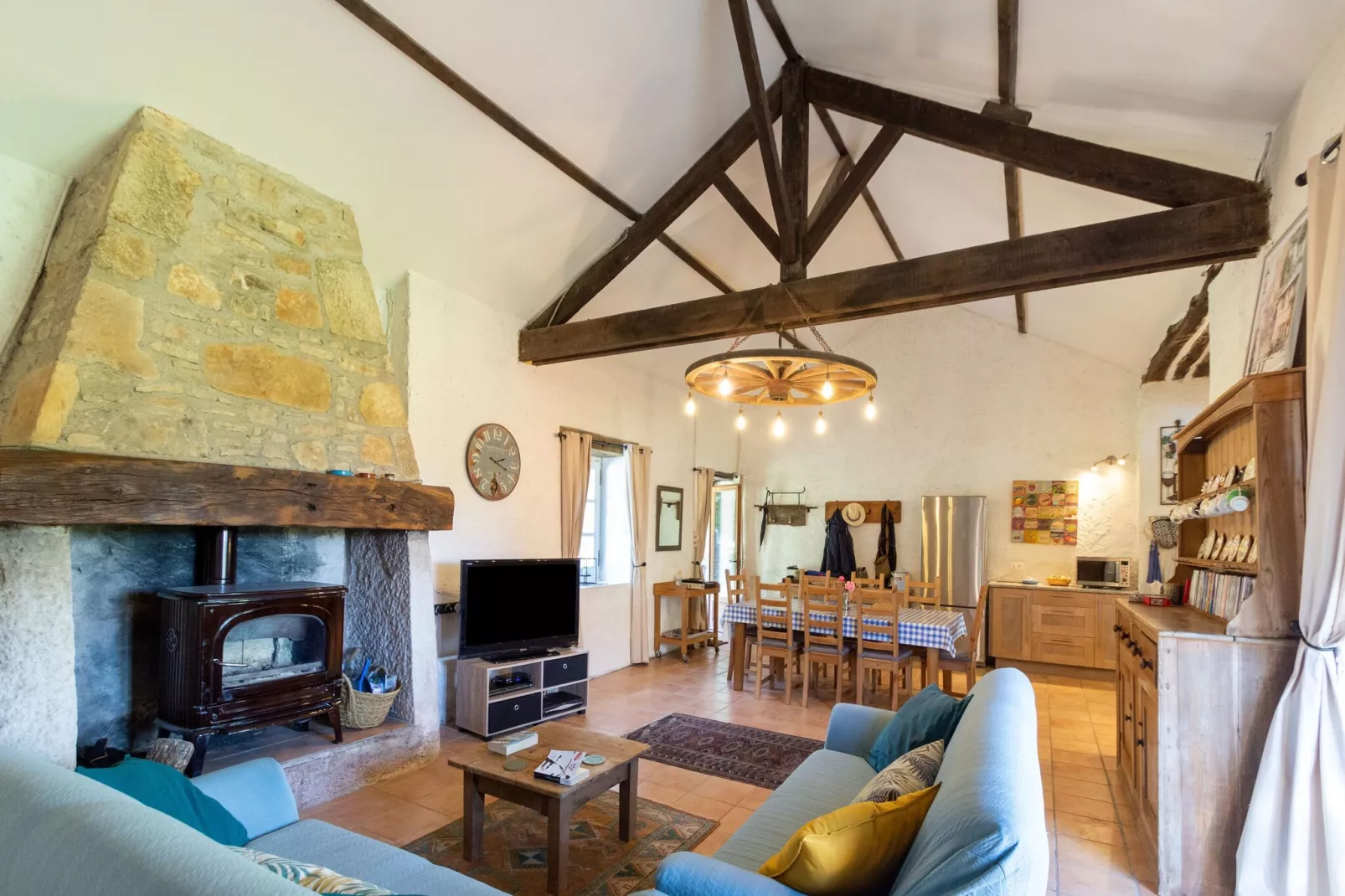 Maison en plein campagne-Eetkamer