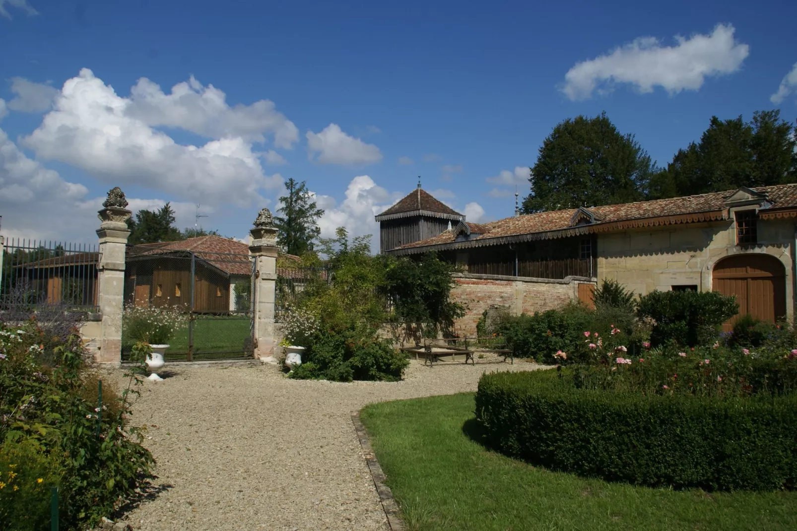 Maison de vacances - NETTANCOURT-Buitenkant zomer