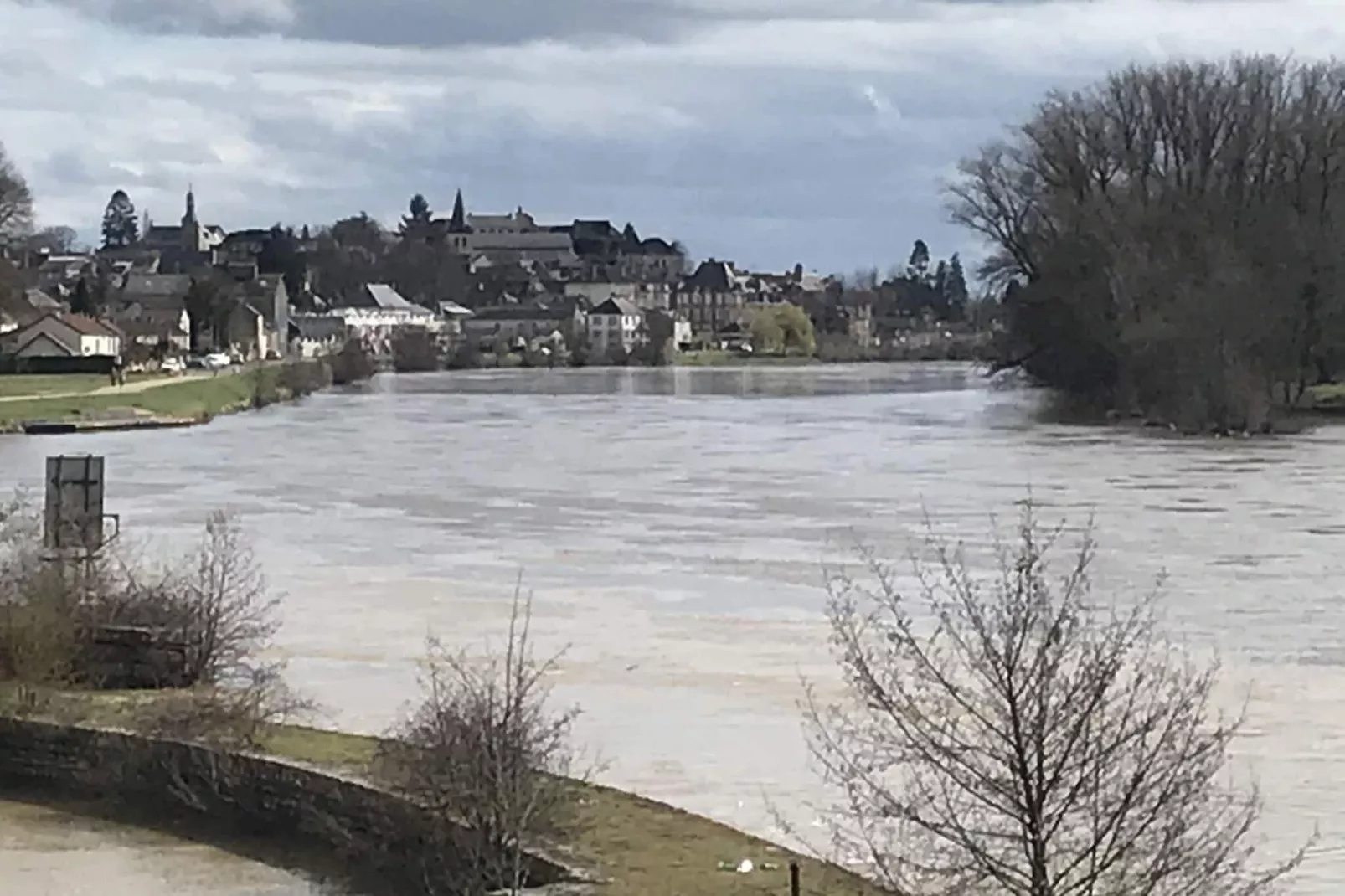 Villa Piscine Bourgogne 10 pers-Gebieden zomer 5km