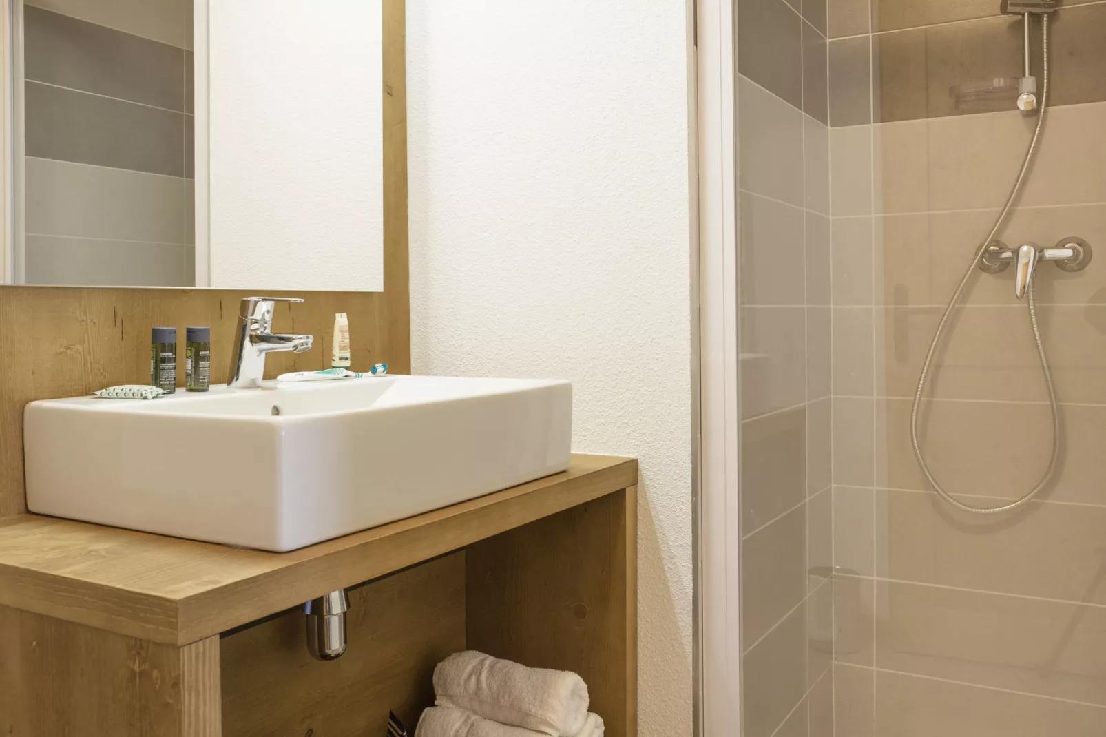 Résidence La Clé des Cimes 5-S10-Badkamer