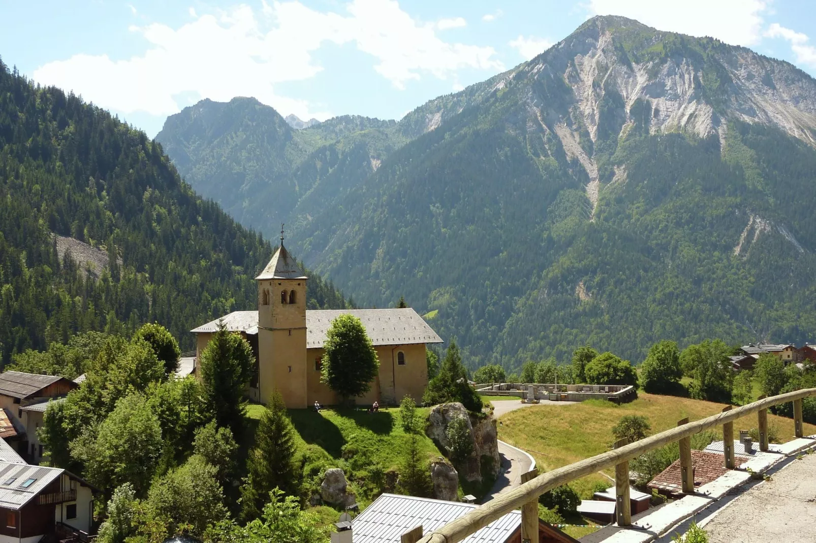 Chalet du Merle 2-Gebieden zomer 1km