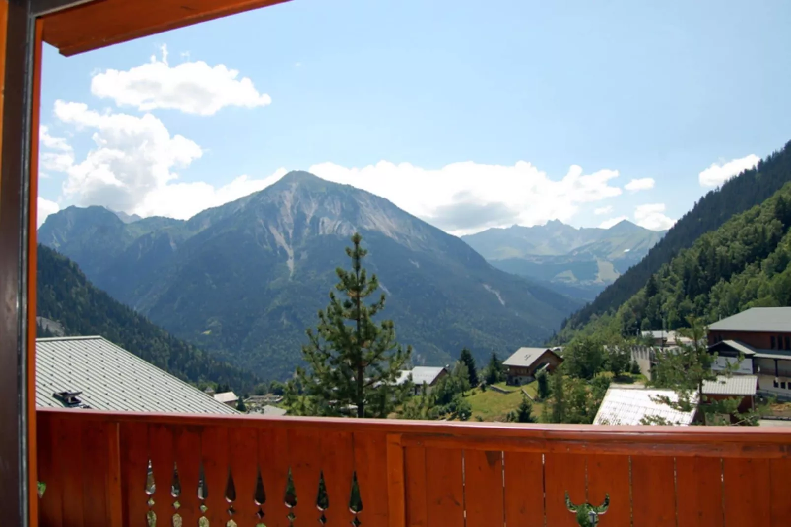 Chalet du Merle 1-Terrasbalkon