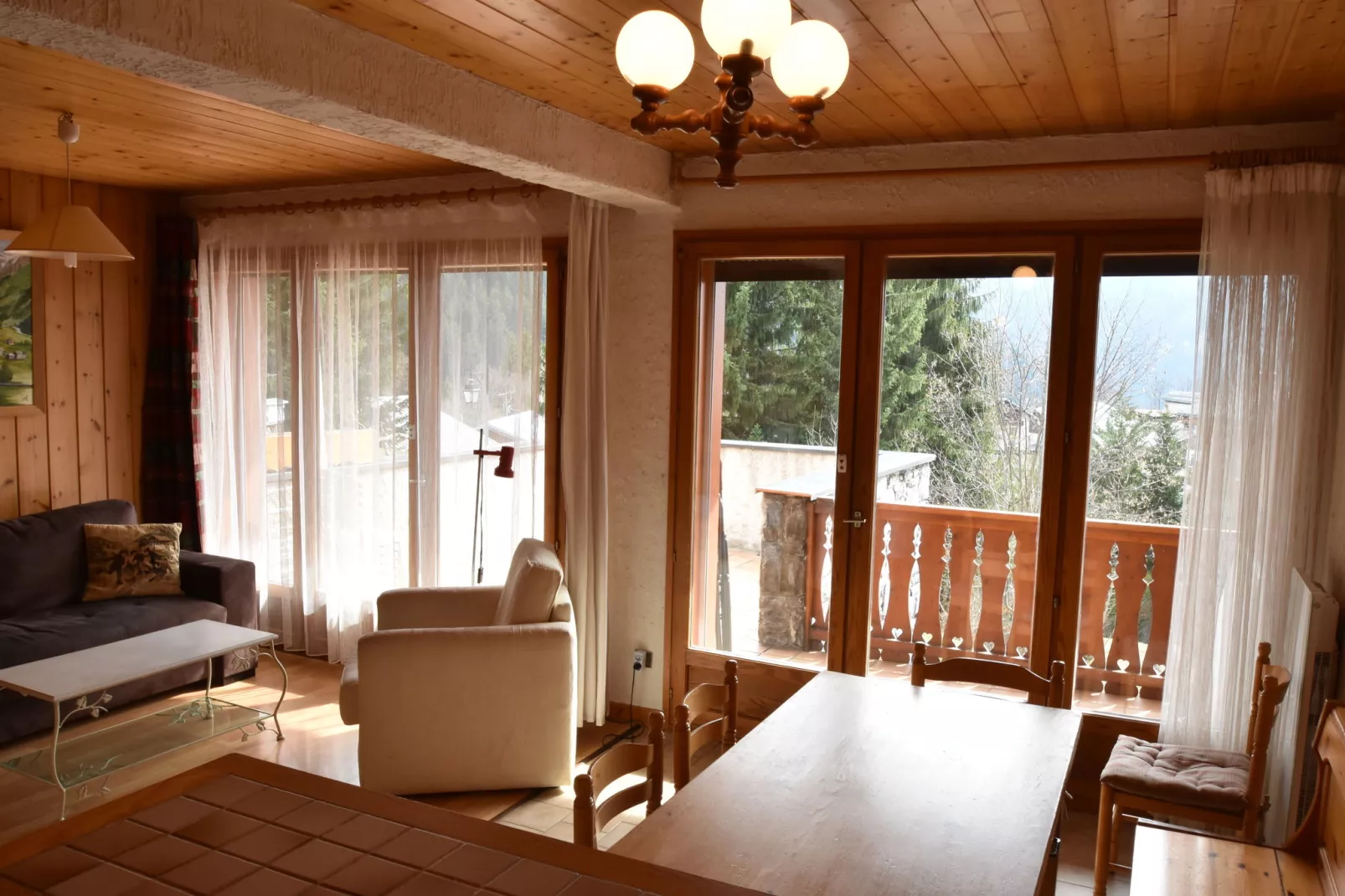 Chalet Appartement Le Pointon 3-Eetkamer