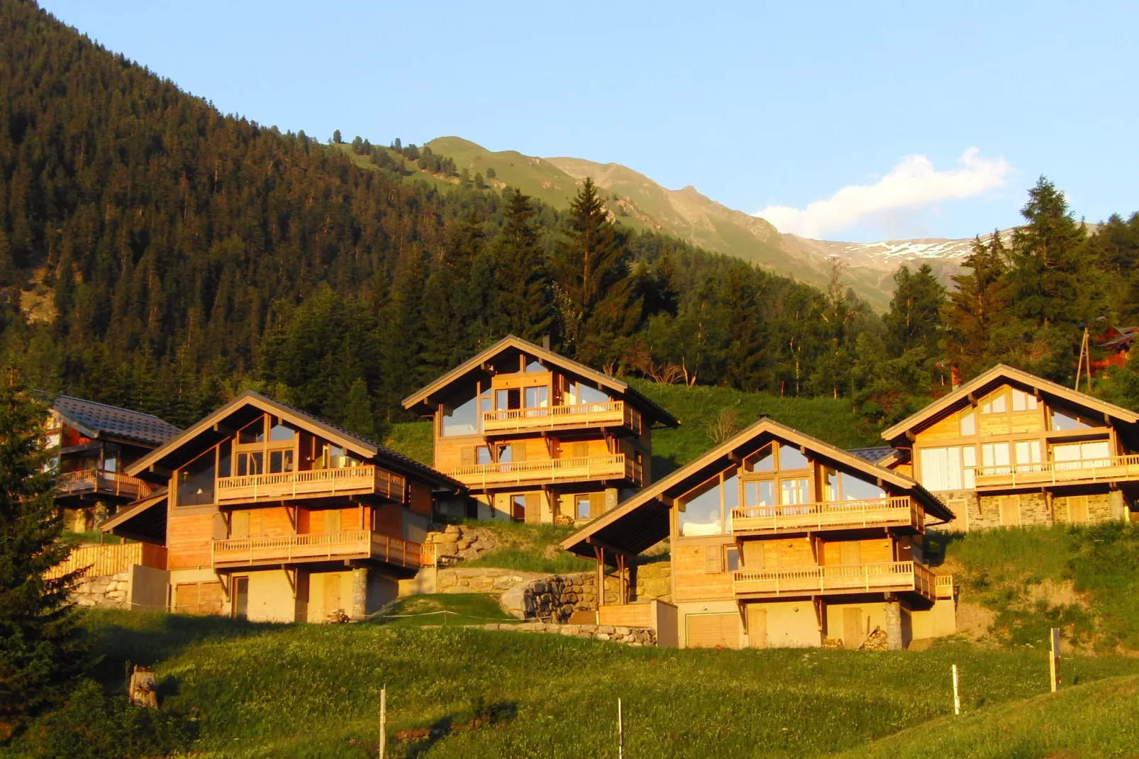 Chalet la Carline - VALFRÉJUS MODANE-Buitenkant zomer