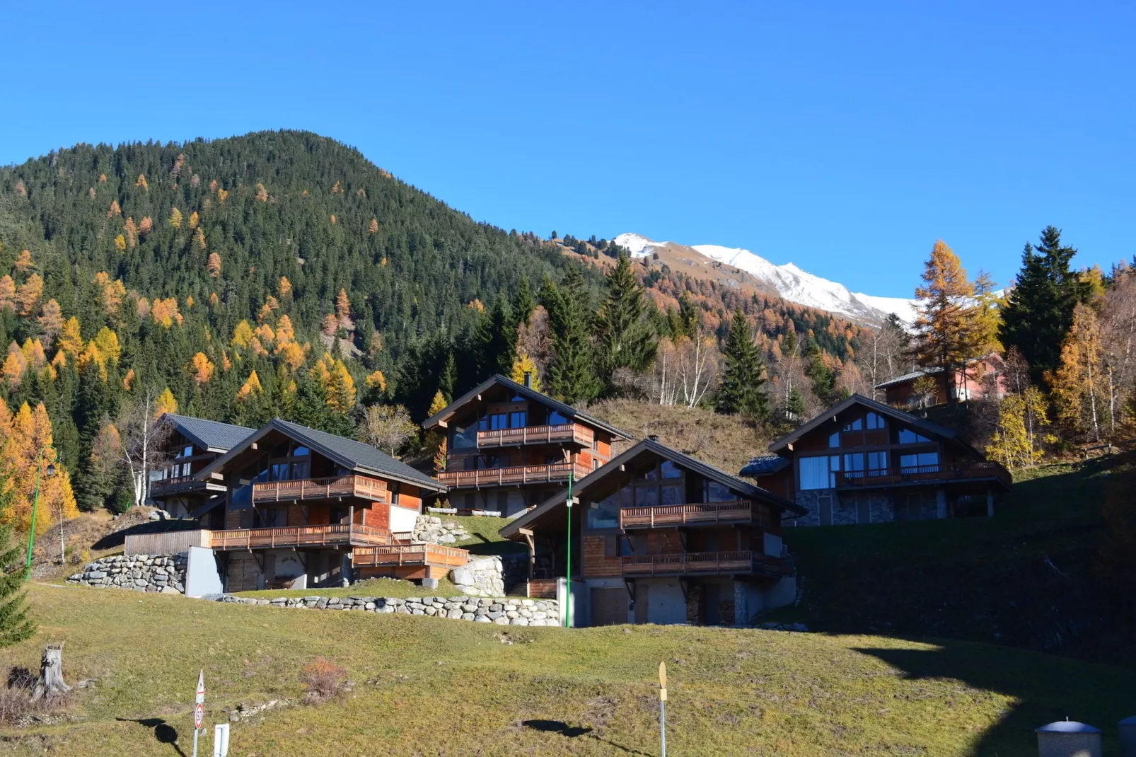 Chalet la Carline - VALFRÉJUS MODANE-Buitenkant zomer