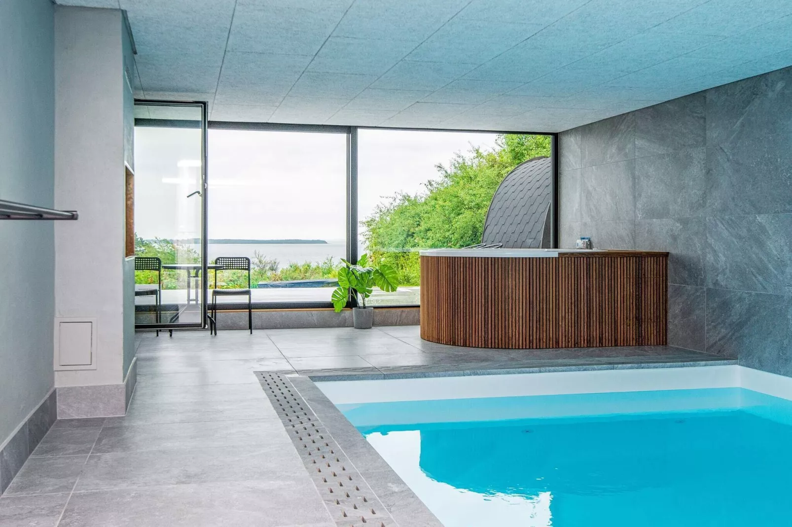 10 persoons vakantie huis in Ebeltoft-Zwembad