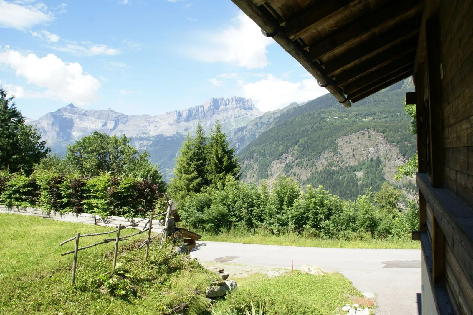 Chalet - LES HOUCHES-Uitzicht zomer