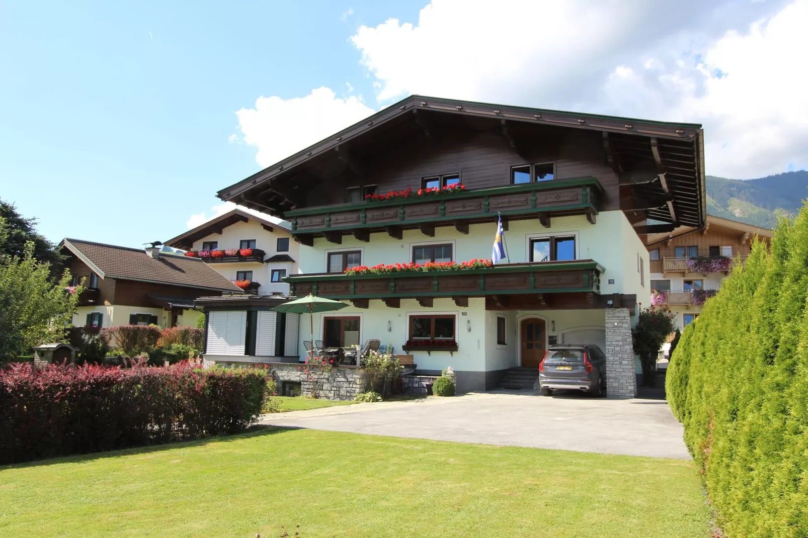 Haus Zeeland-Buitenkant zomer