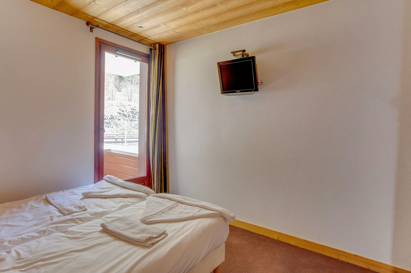 Modern appartement gelegen in authentiek Savoyaards bergdorp-Slaapkamer